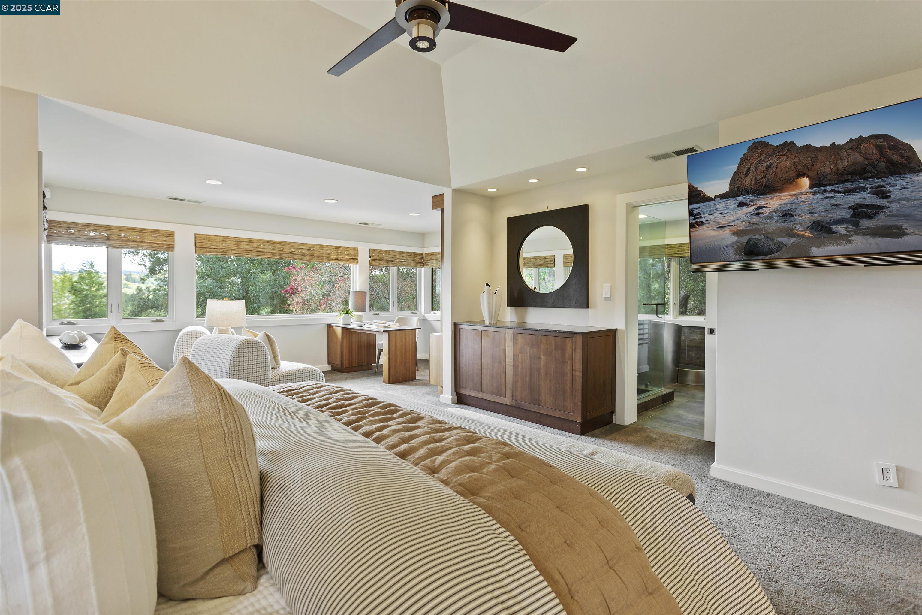 1121 Estates Dr