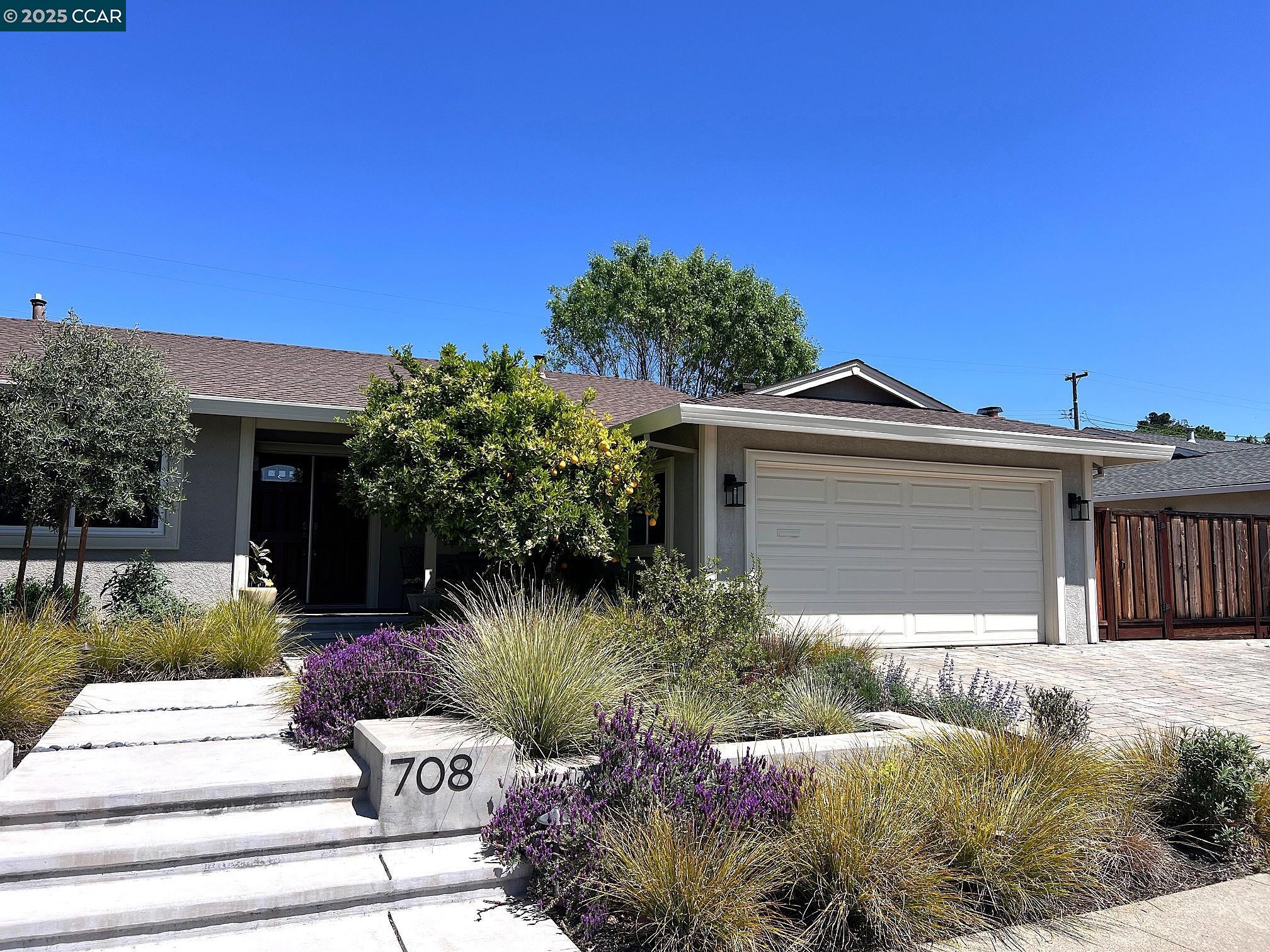 708 Citrus Ave