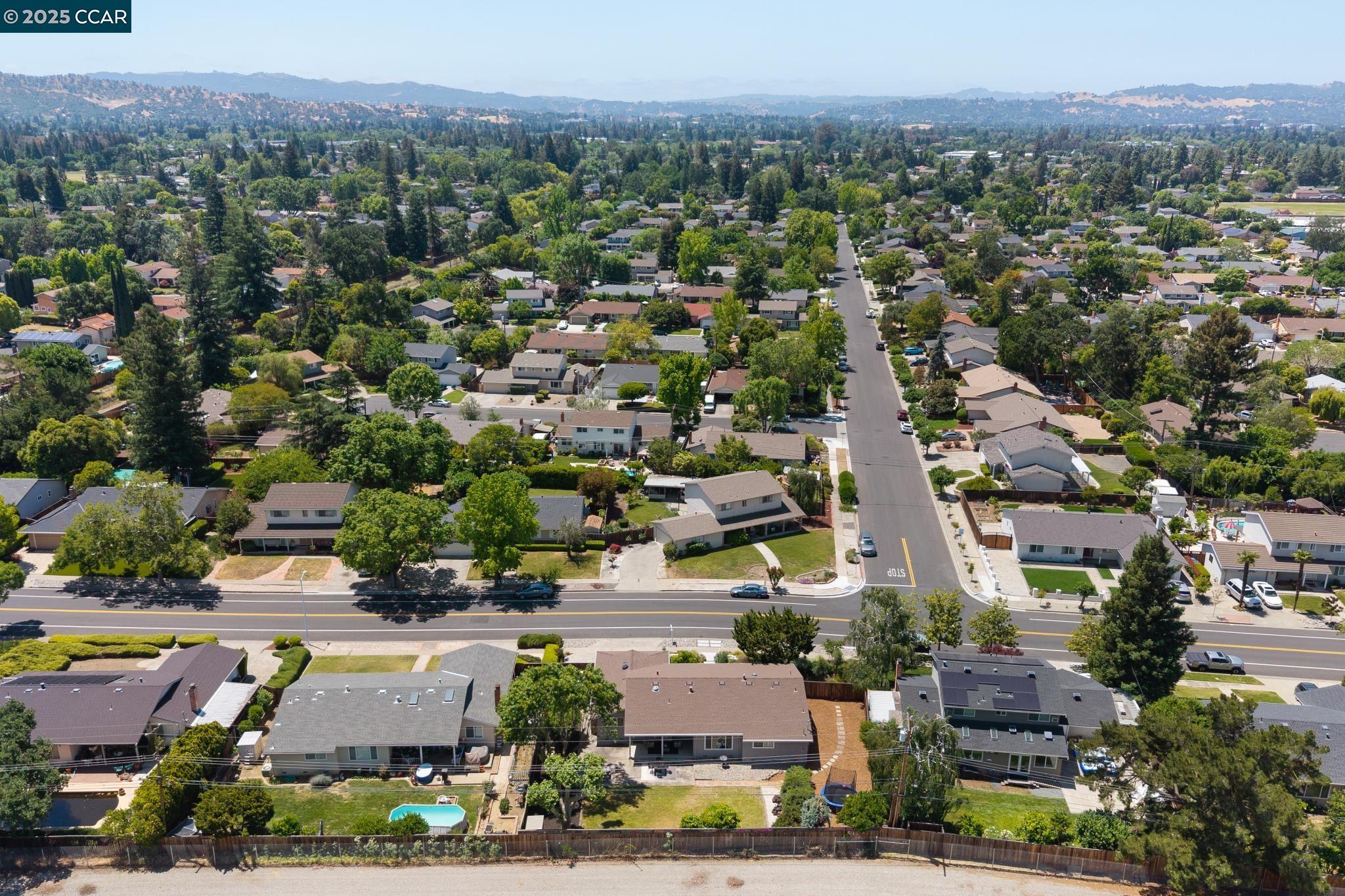 708 Citrus Ave