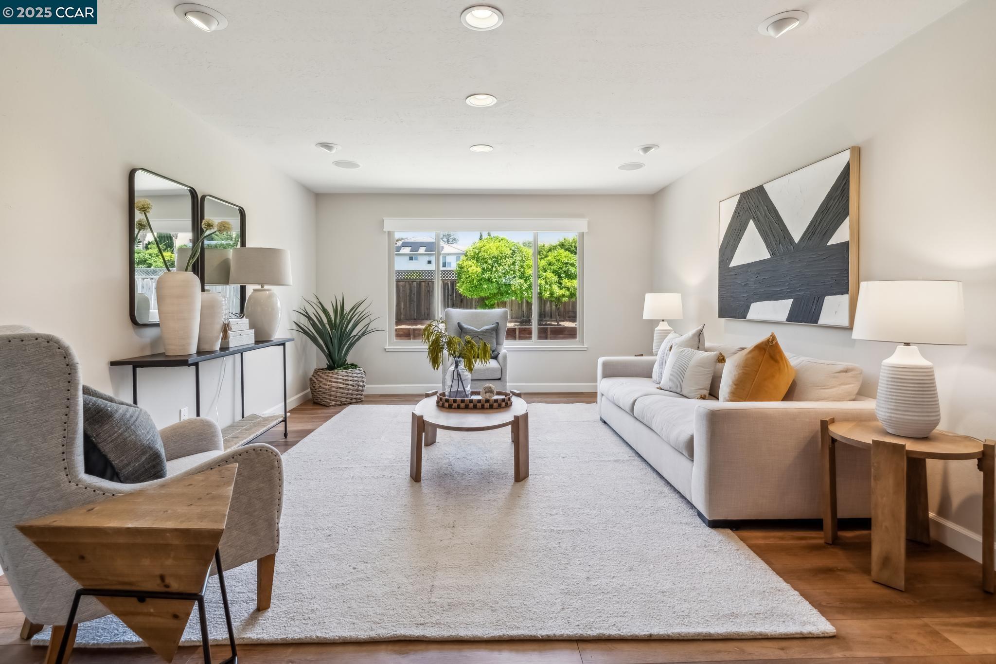 708 Citrus Ave