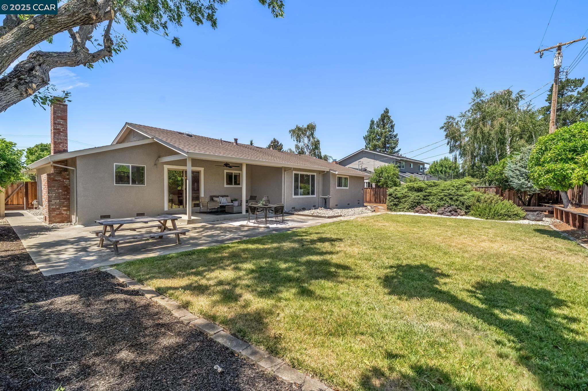 708 Citrus Ave