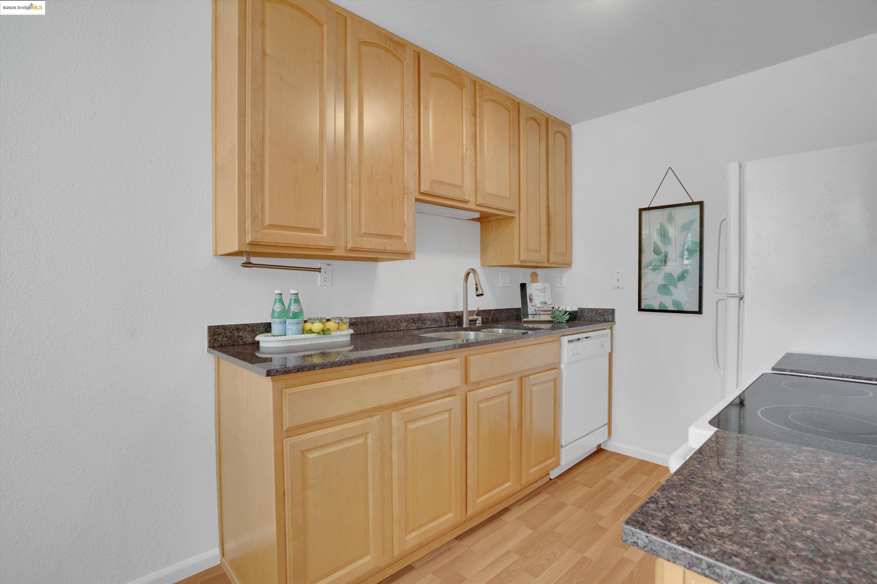 150 Sharene Ln # 312