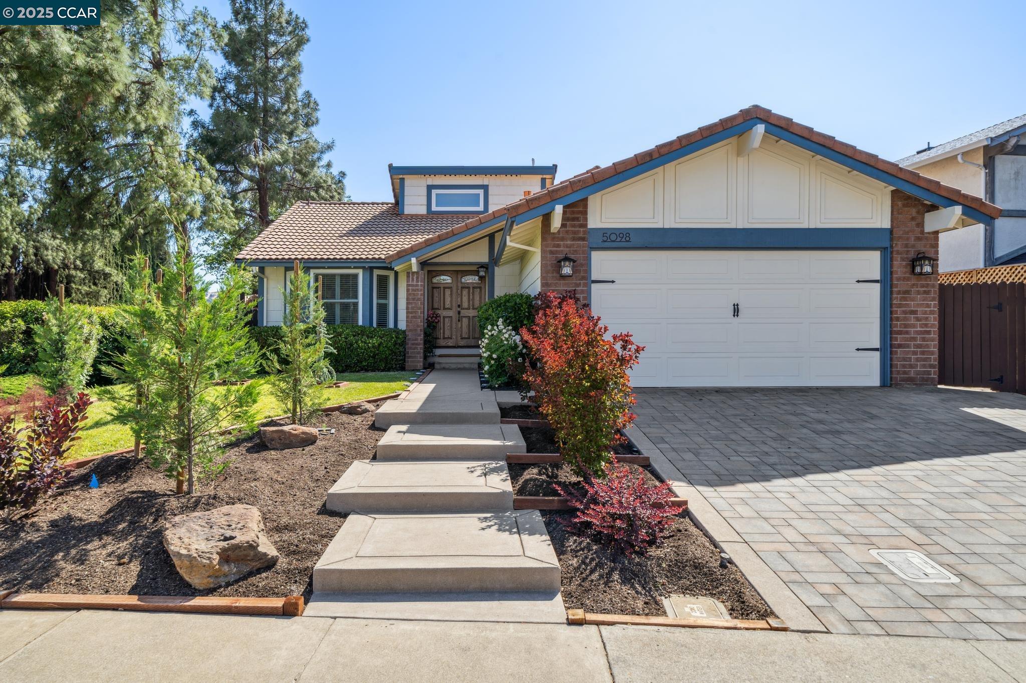 5098 Murchio Dr