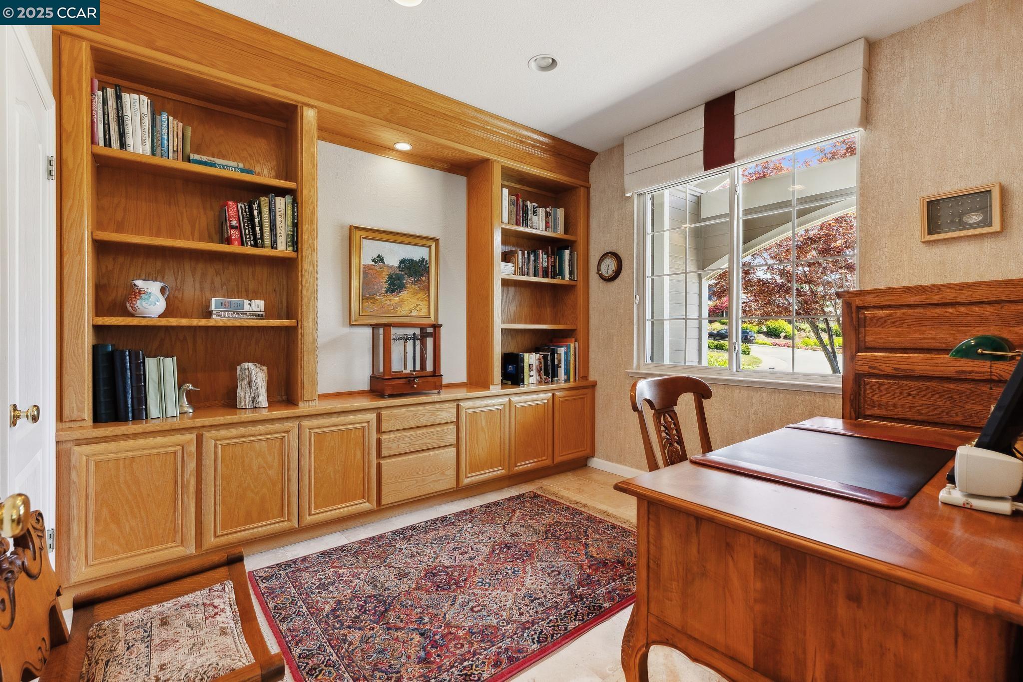 21 Mercury Ct