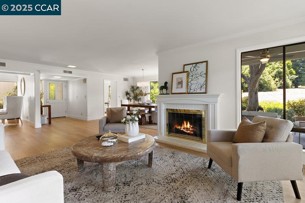 3399 Rossmoor Pkwy # 2