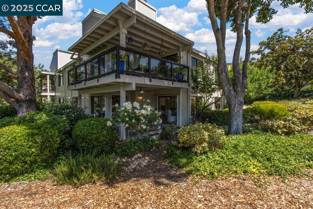 3399 Rossmoor Pkwy # 2