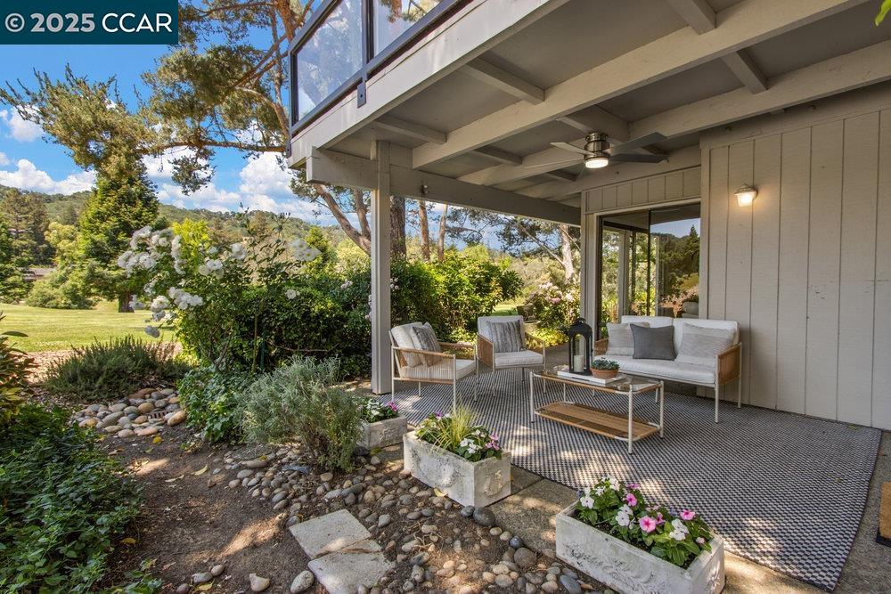 3399 Rossmoor Pkwy # 2