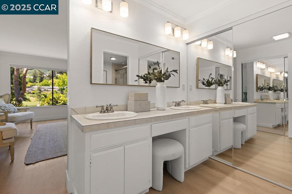 3399 Rossmoor Pkwy # 2