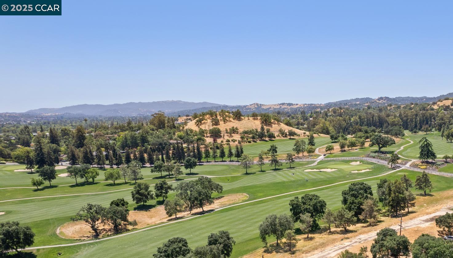 700 Golf Club Way