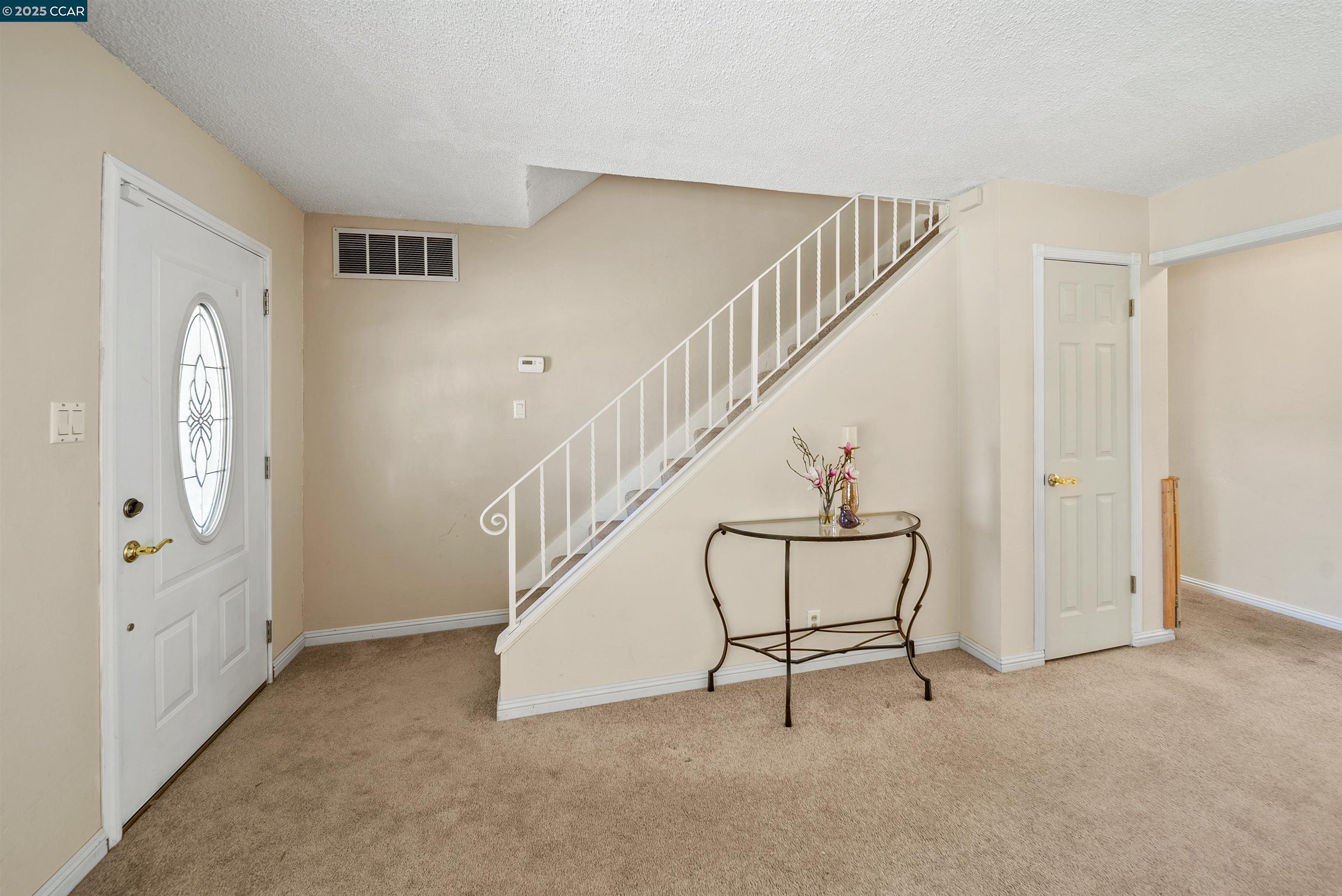 603 Plumas Ct