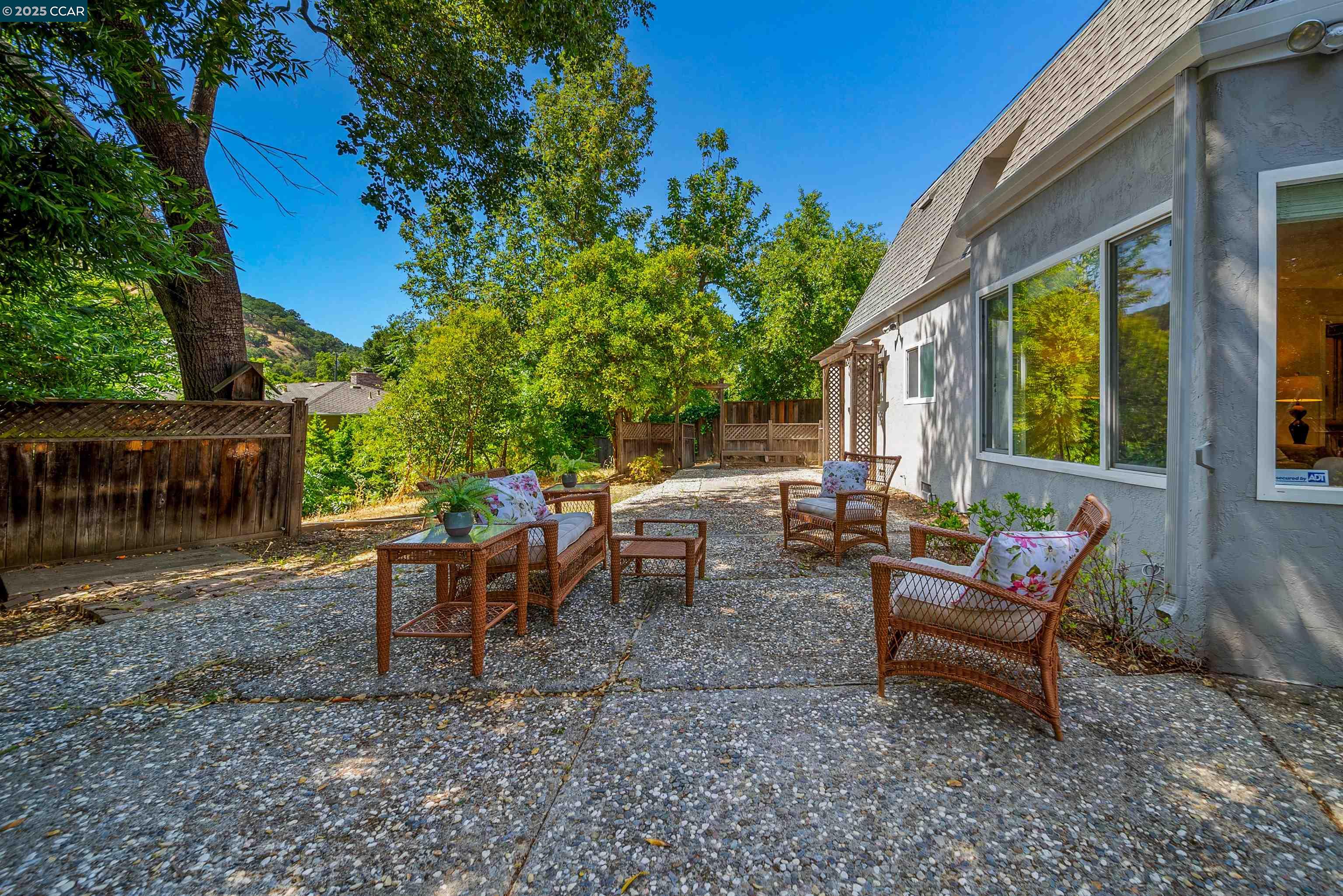603 Plumas Ct