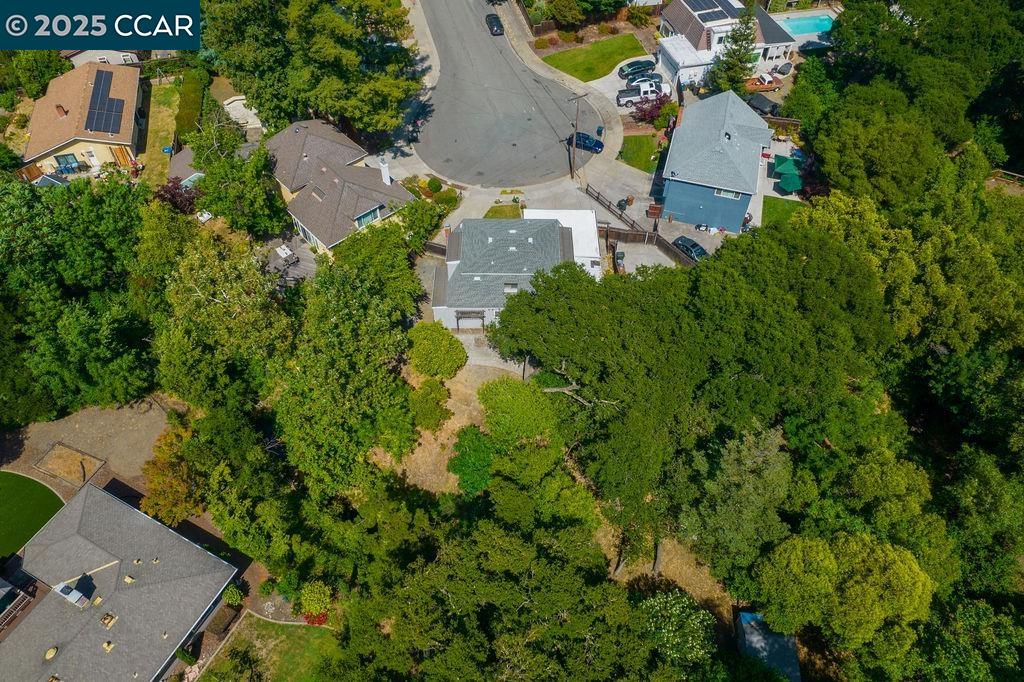 603 Plumas Ct