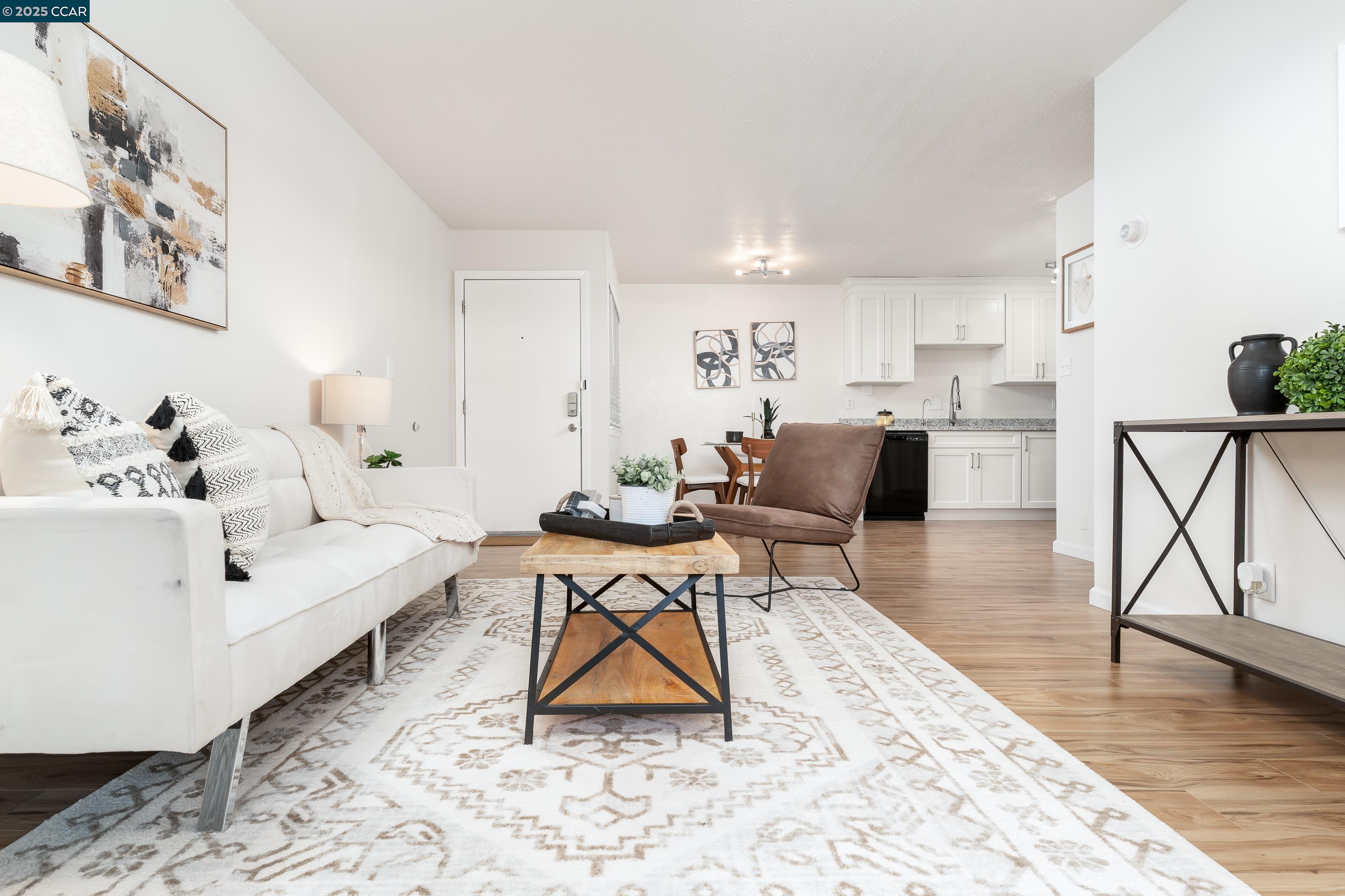 5450 Concord Blvd Unit: L3