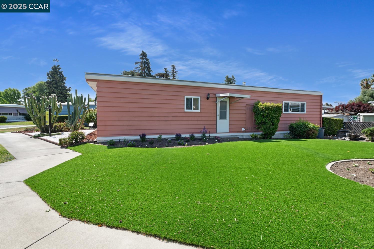 1027 Peralta Road # 12