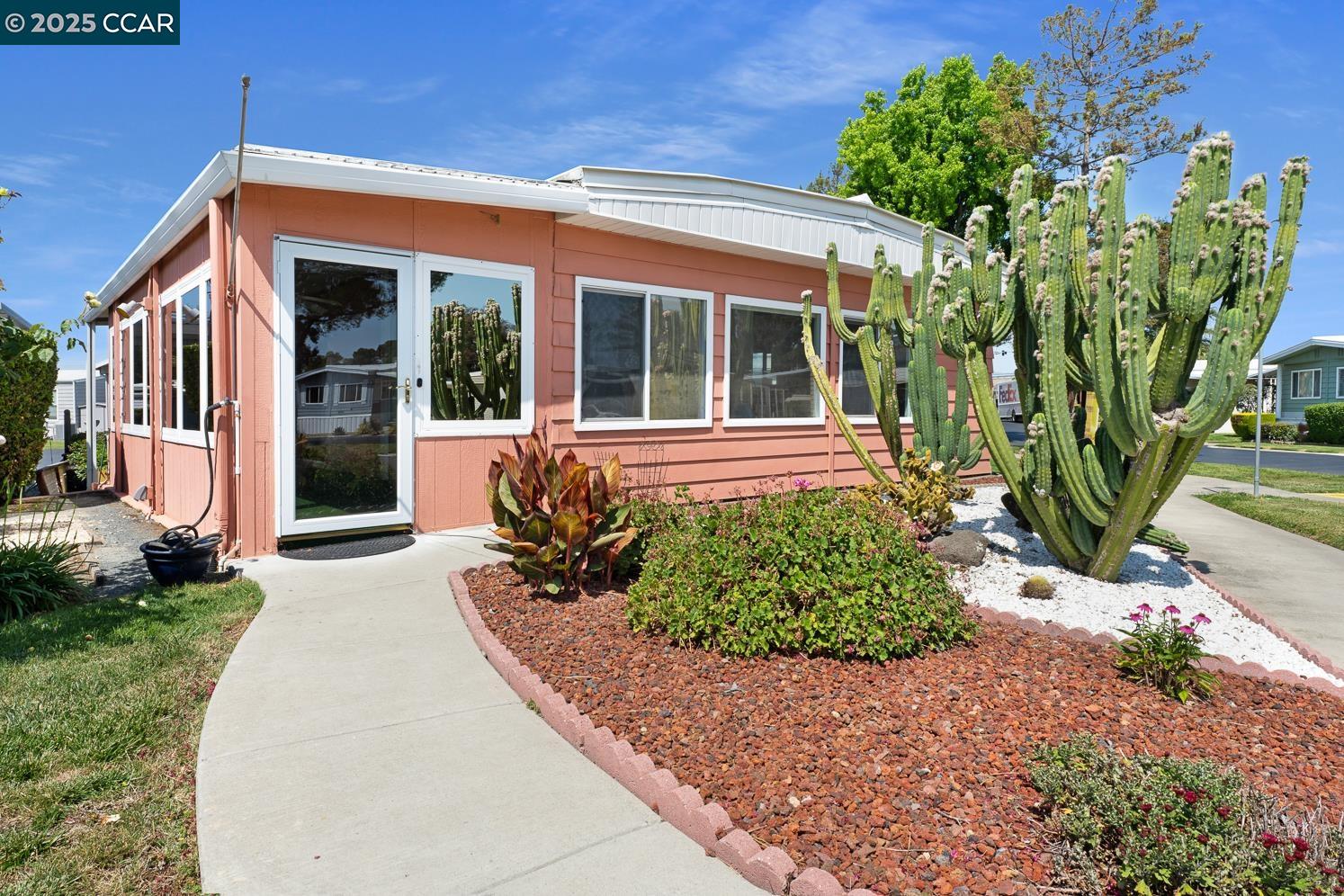 1027 Peralta Road # 12