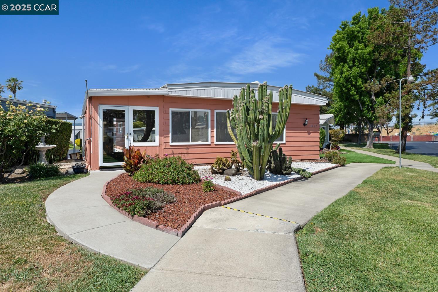 1027 Peralta Road # 12