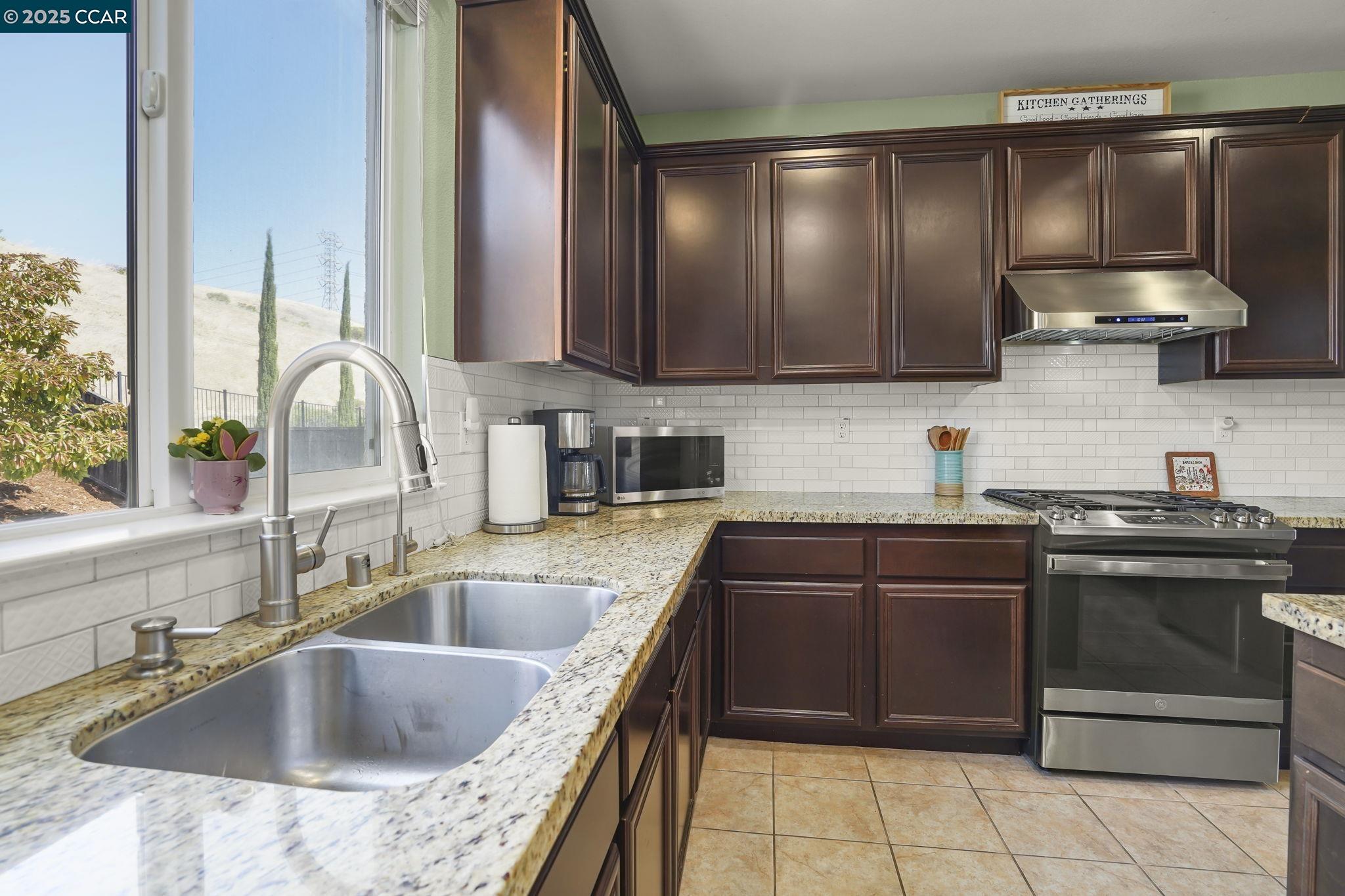 2536 Tomales Bay Dr