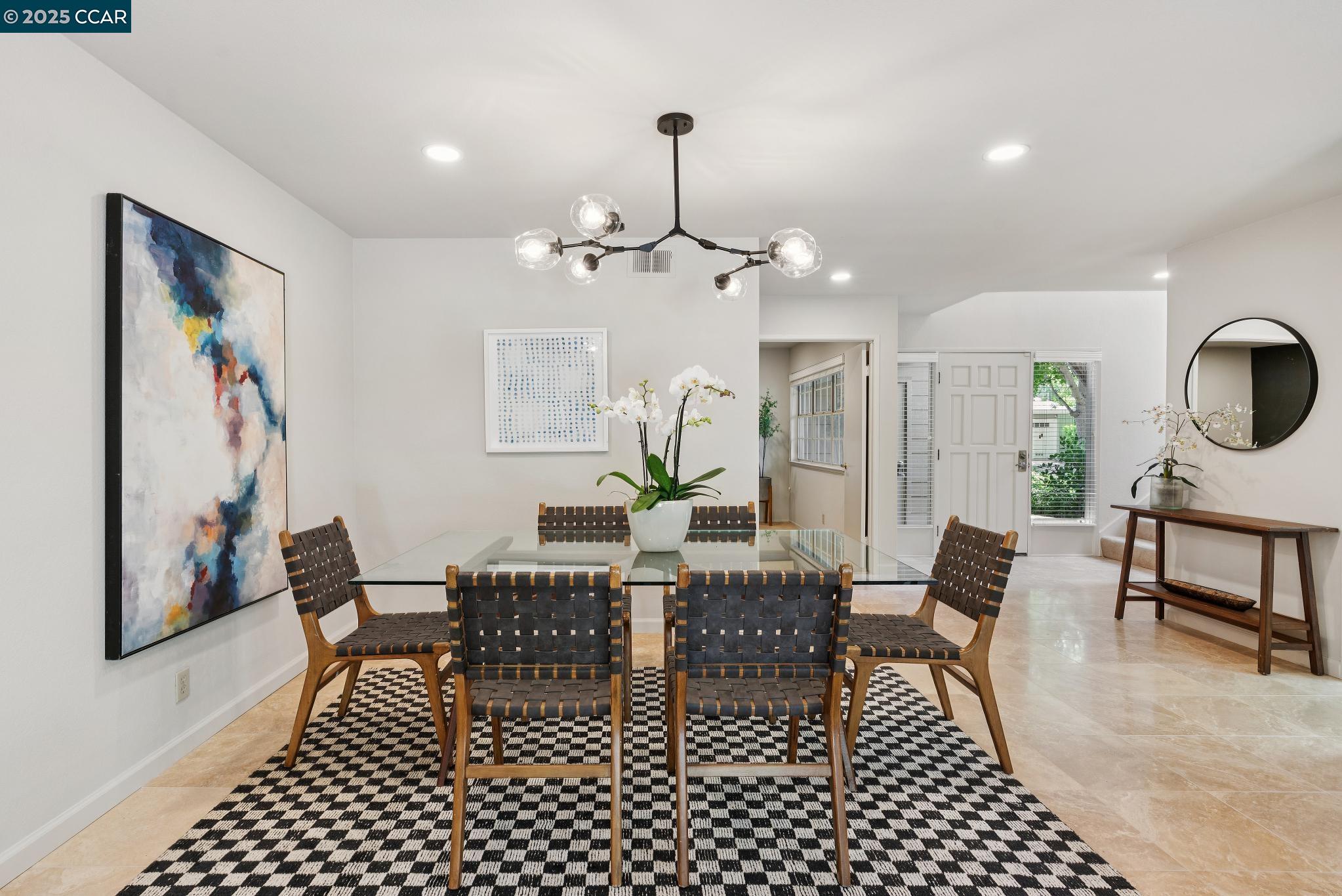 1843 Stratton Circle