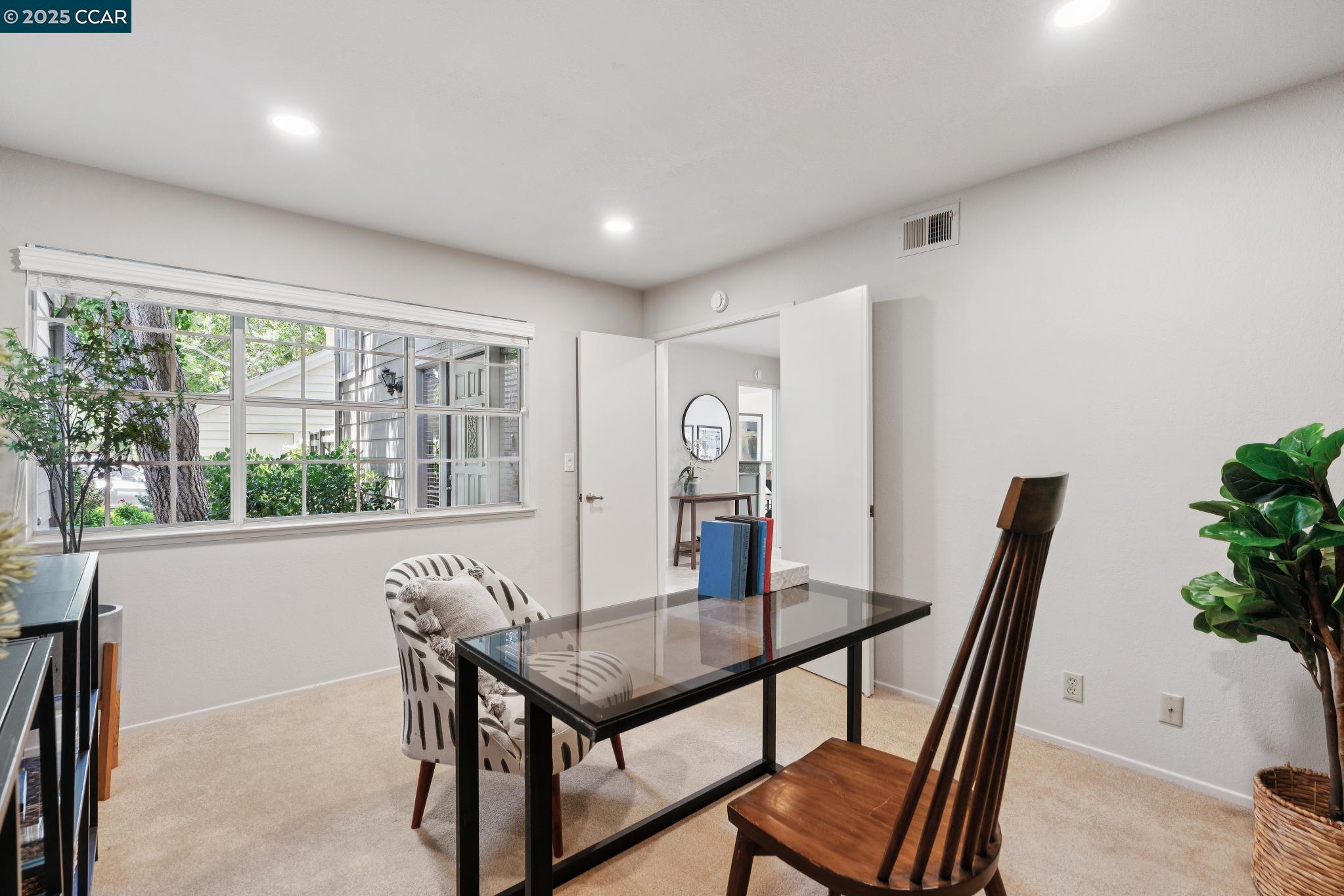 1843 Stratton Circle