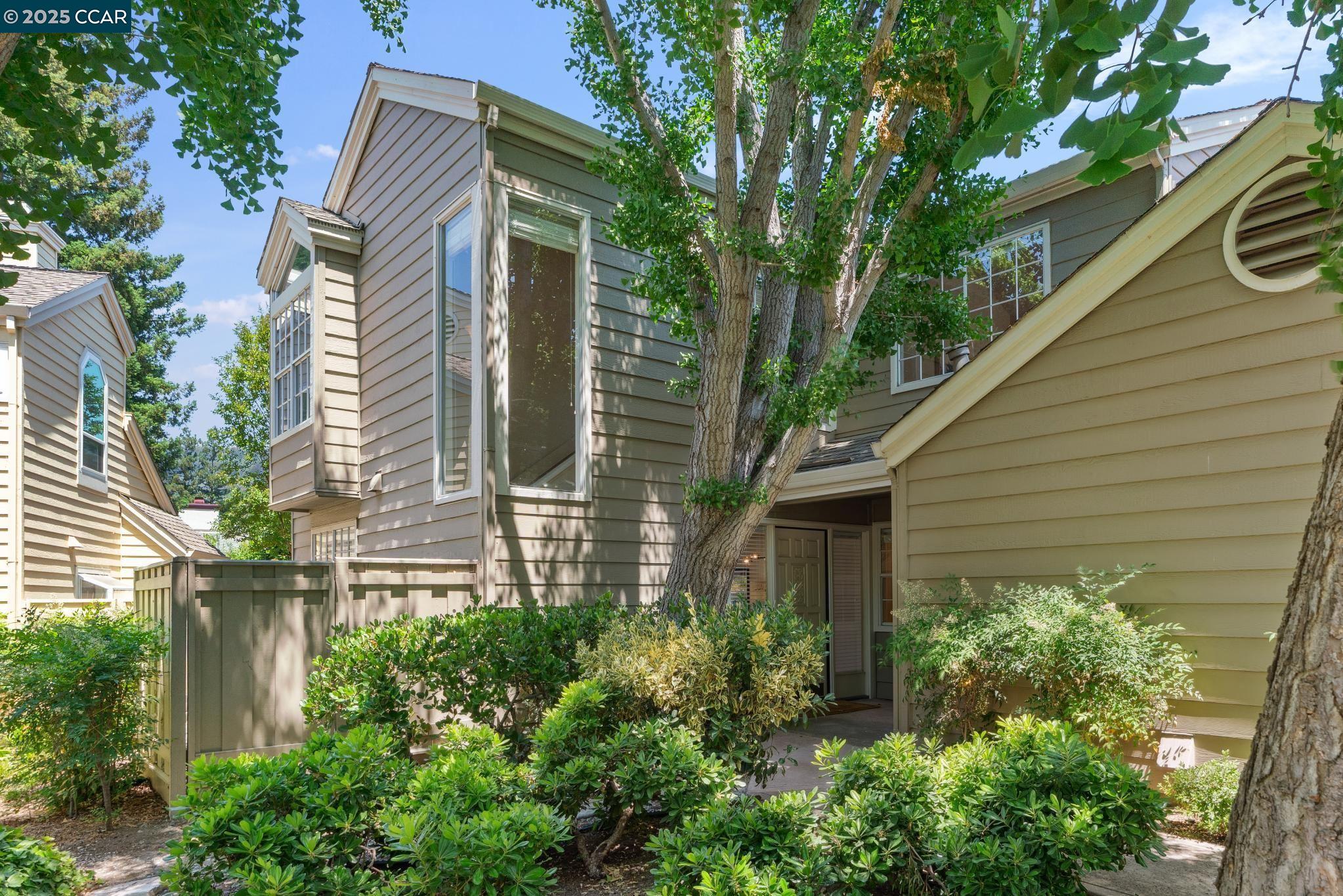 1843 Stratton Circle