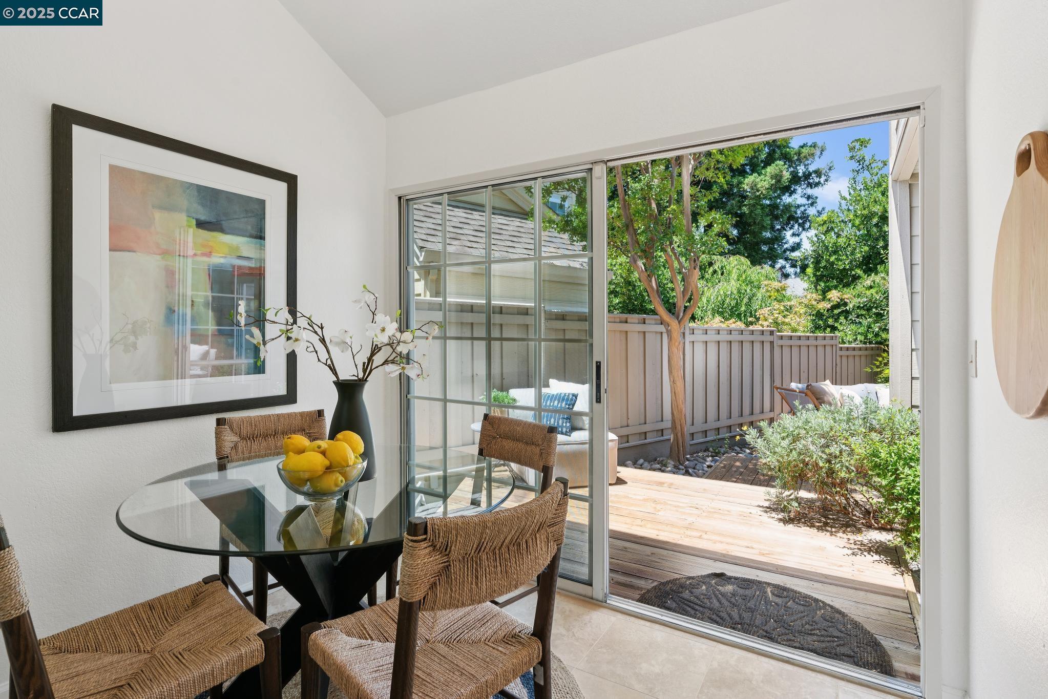 1843 Stratton Circle