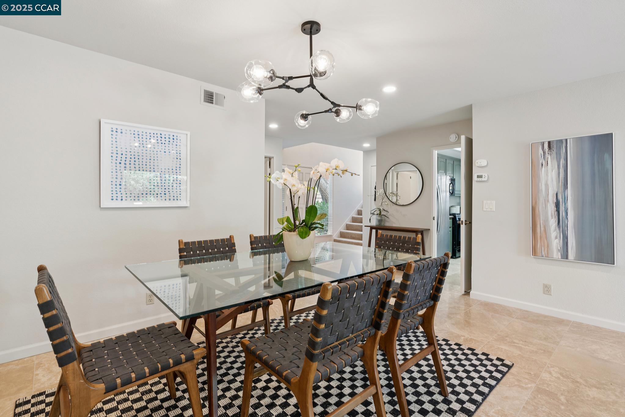 1843 Stratton Circle