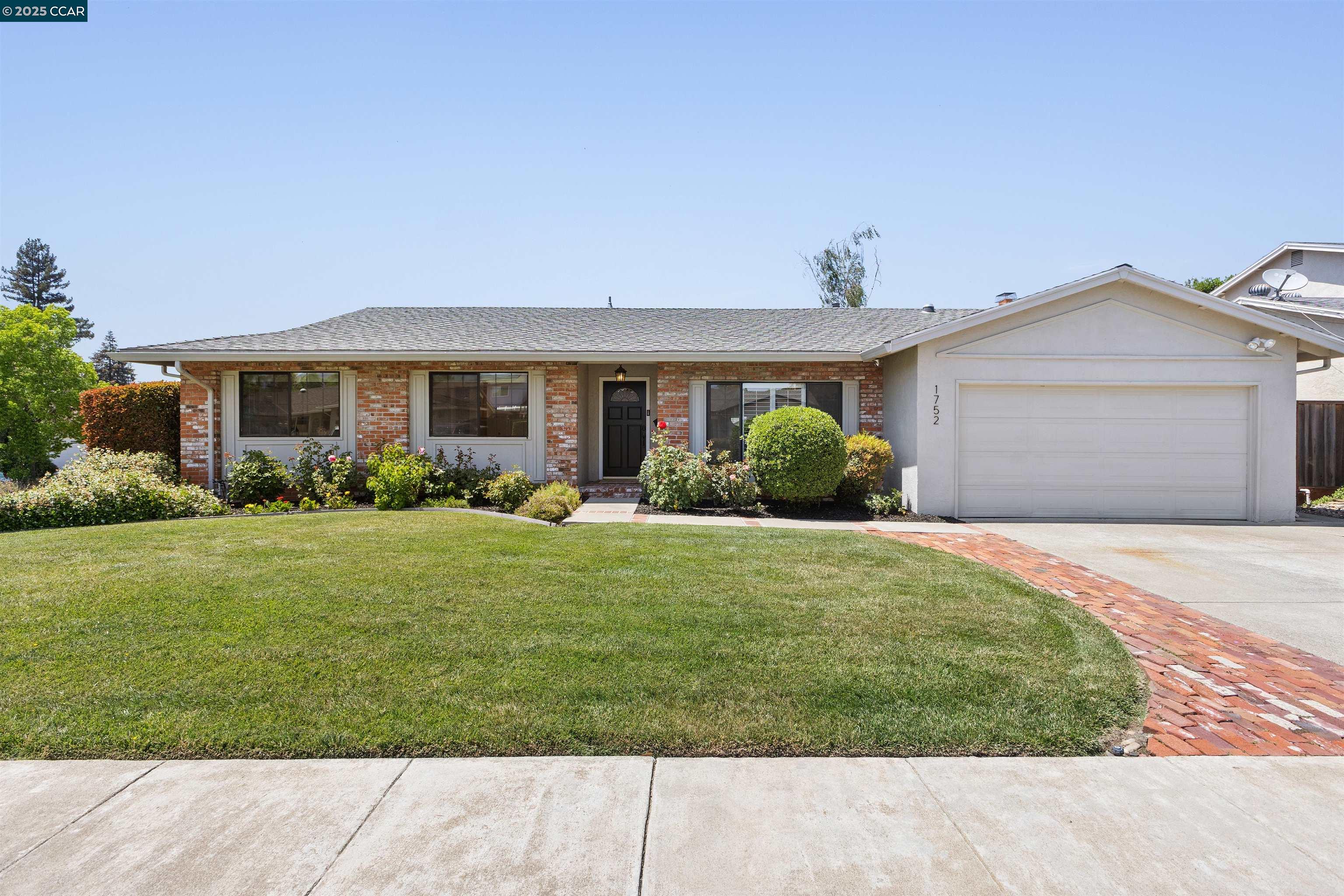 1752 Berrywood Ct