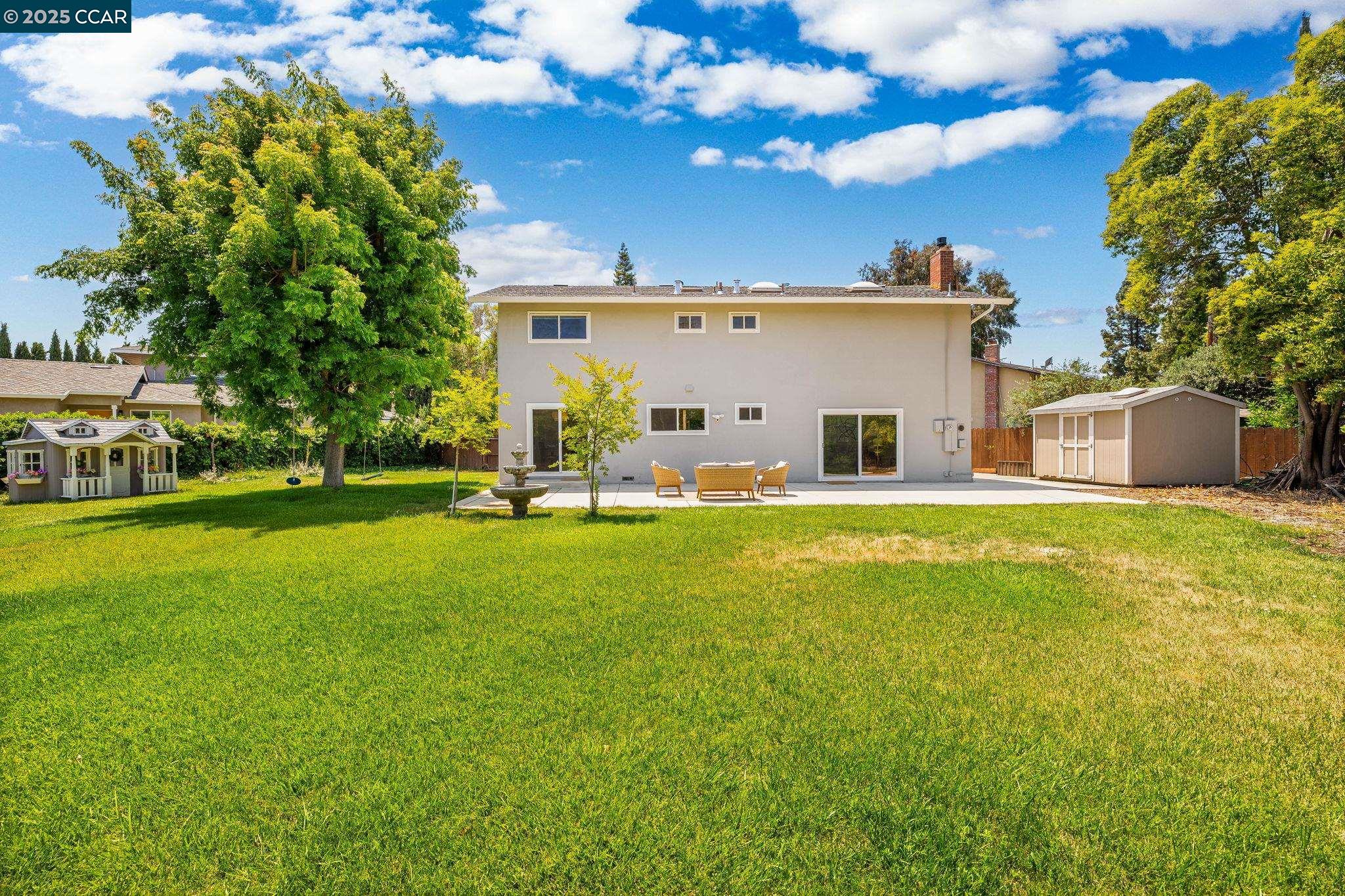 3135 Barrymore Pl