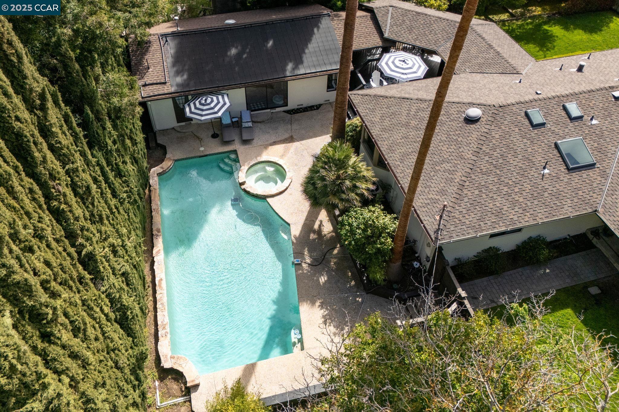 4421 Canyon Way