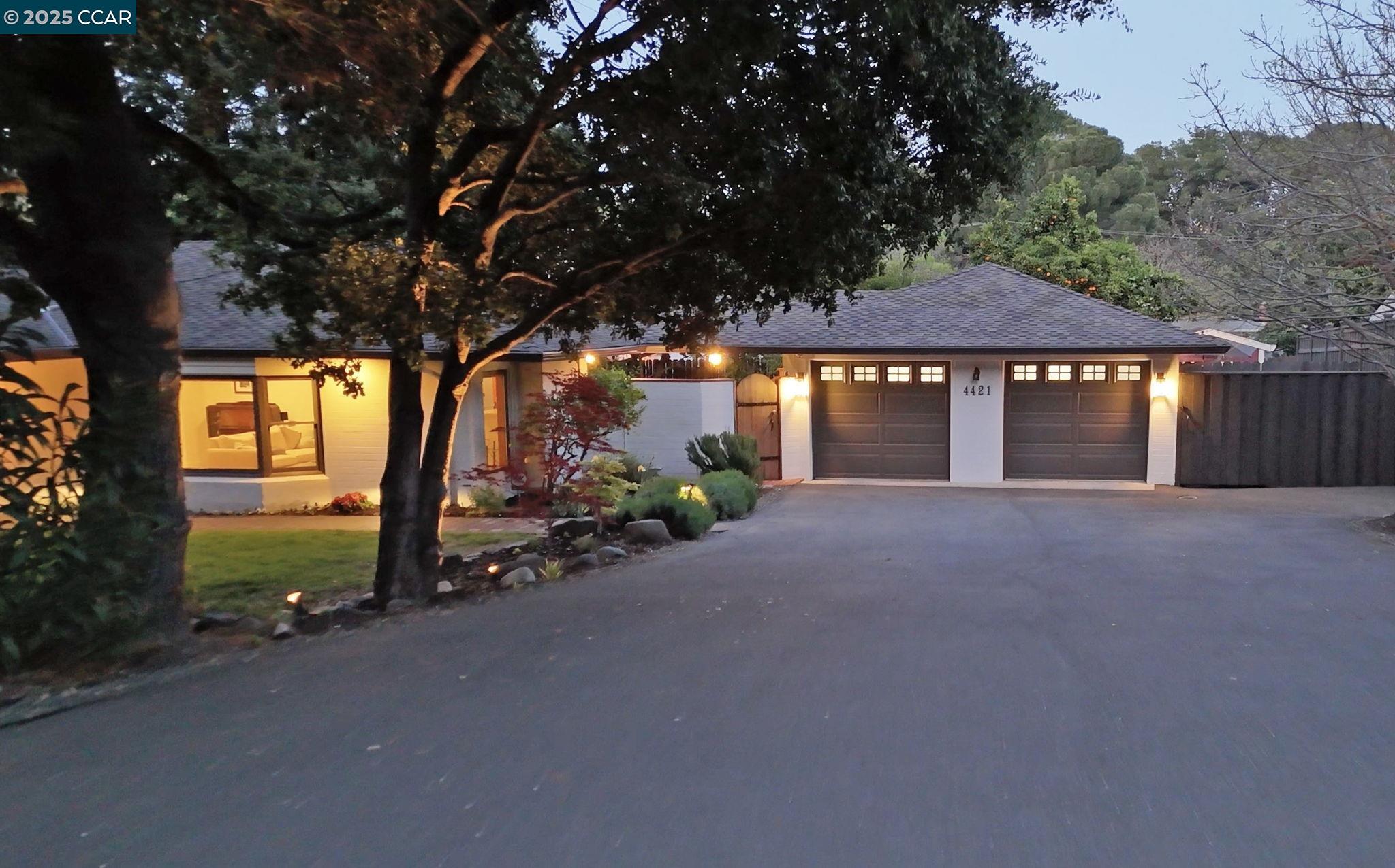 4421 Canyon Way