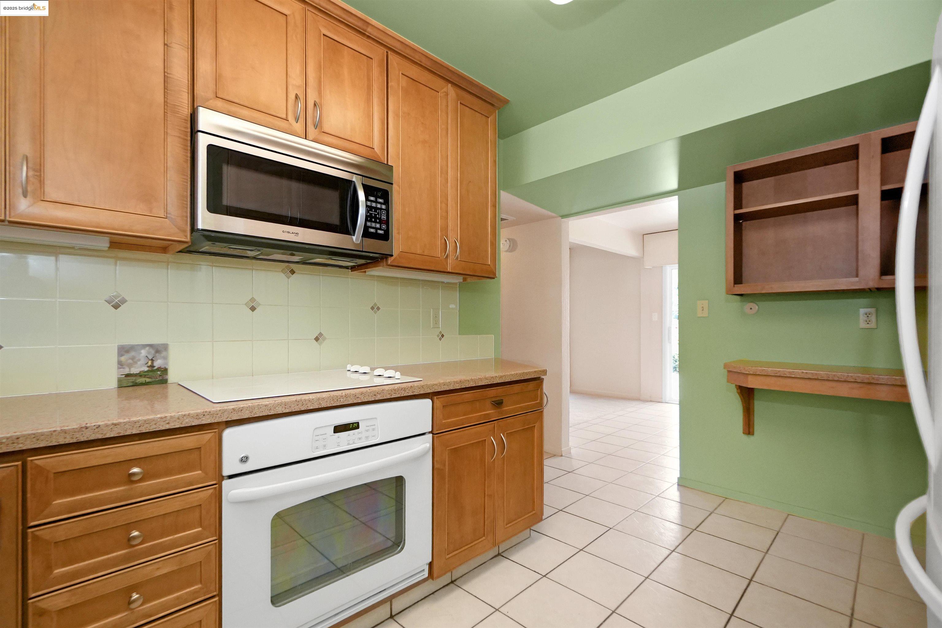 19800 Carnation Ln