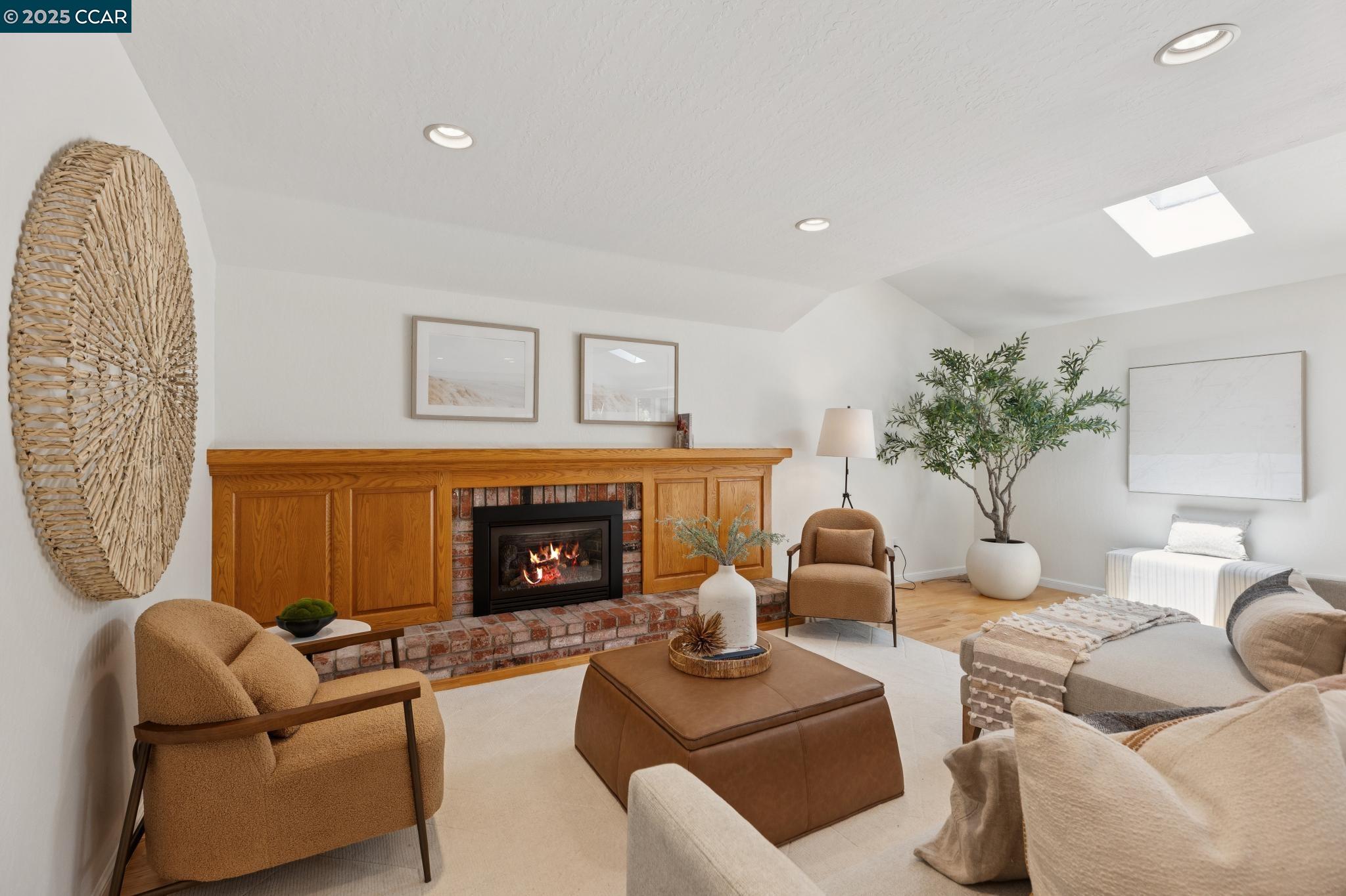728 San Bruno Ct
