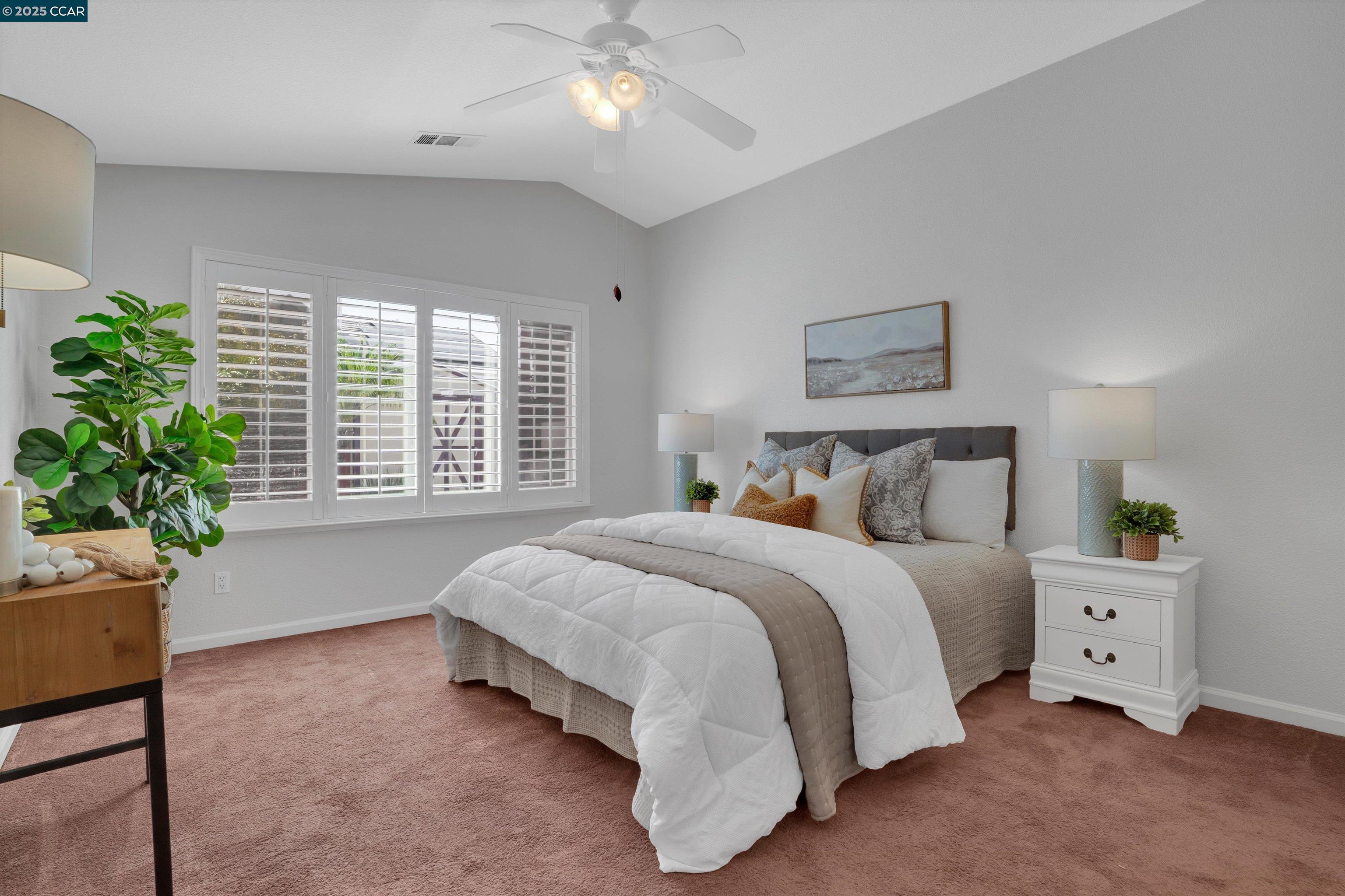 380 Claremont Dr