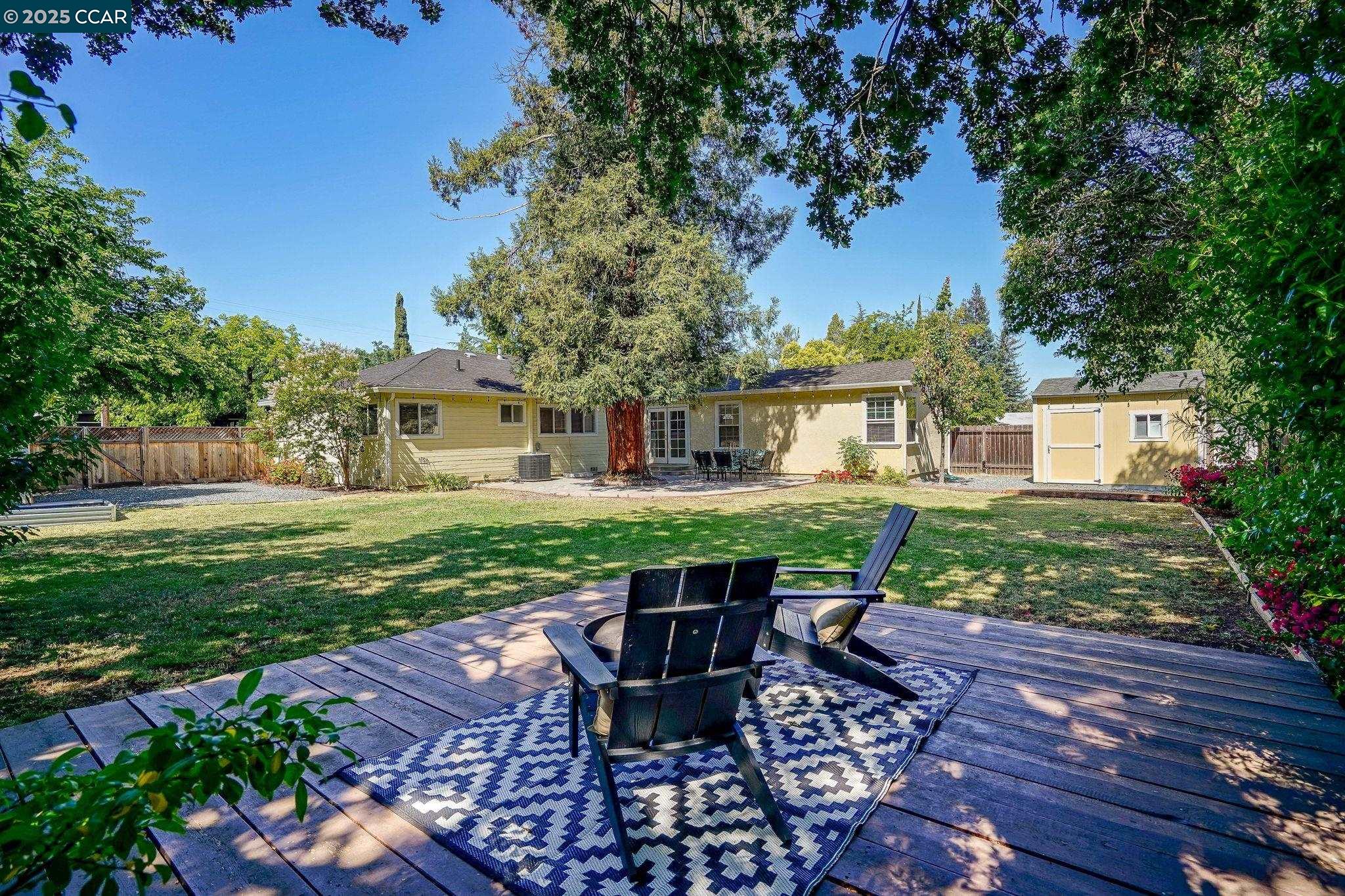 5071 Kenmore Dr