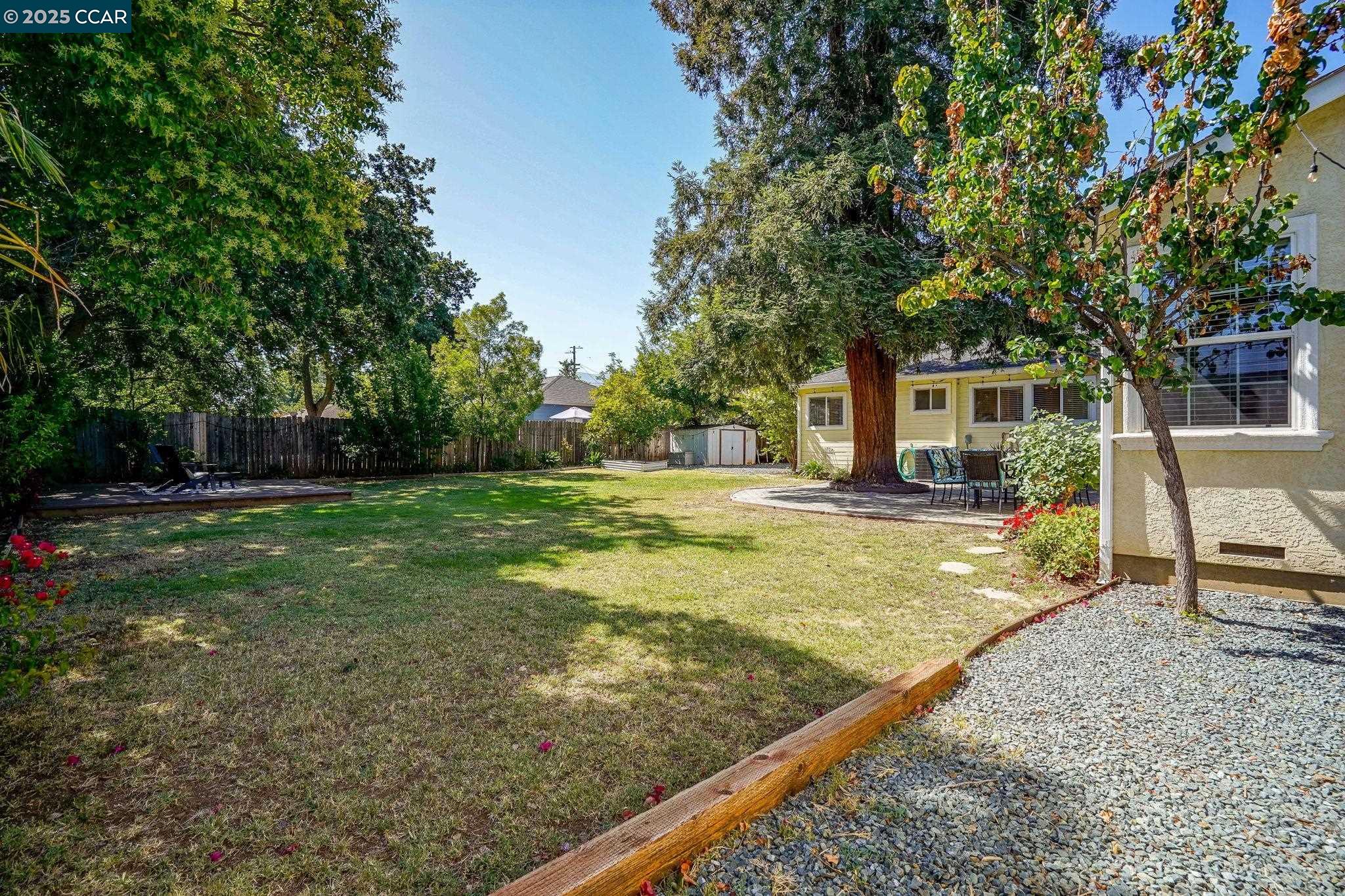 5071 Kenmore Dr