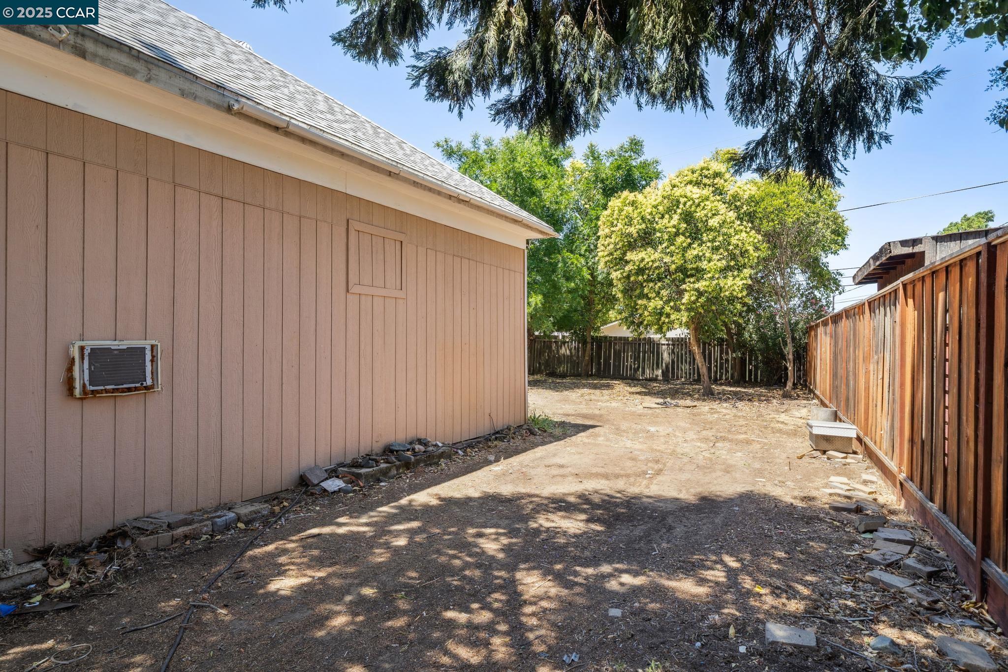 1431 Willcrest Dr
