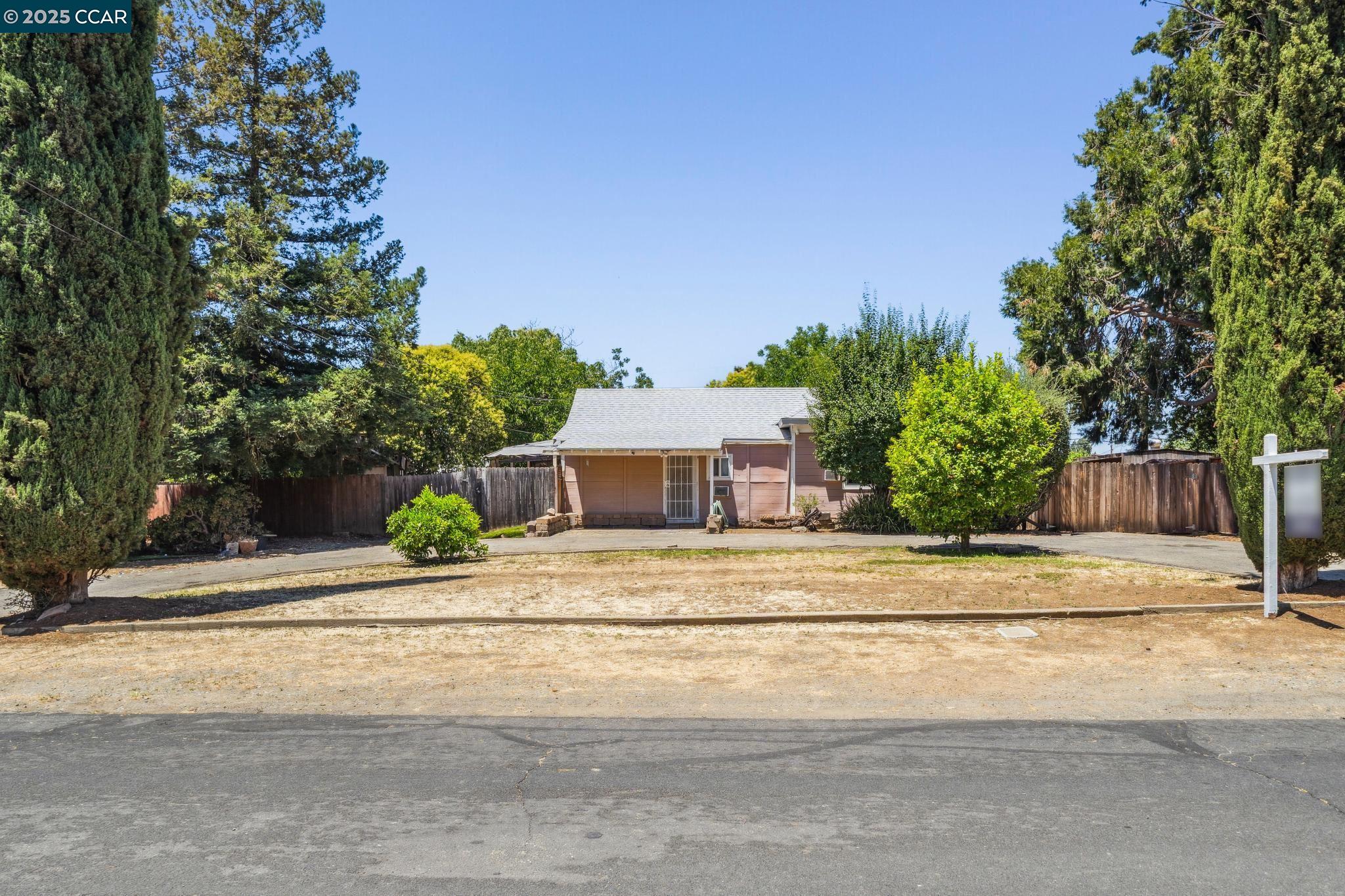 1431 Willcrest Dr