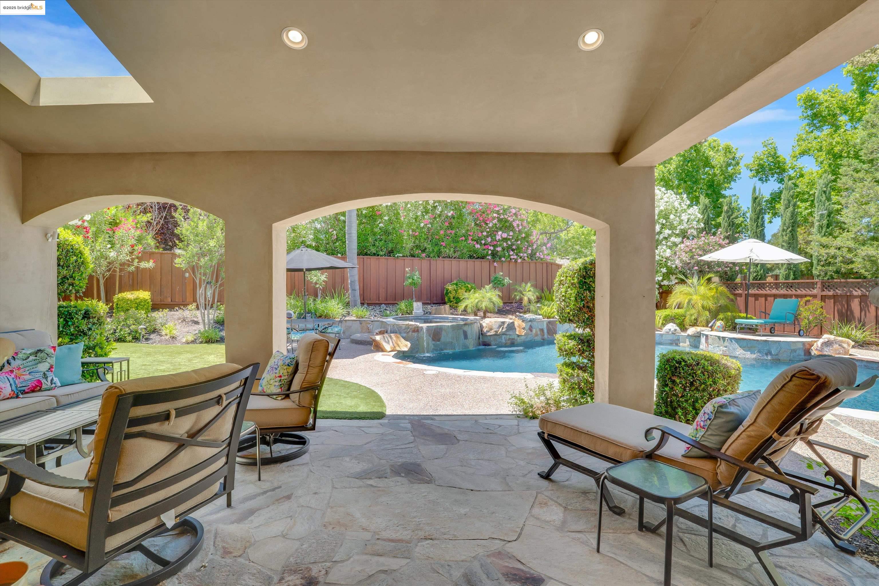 665 Garland Way