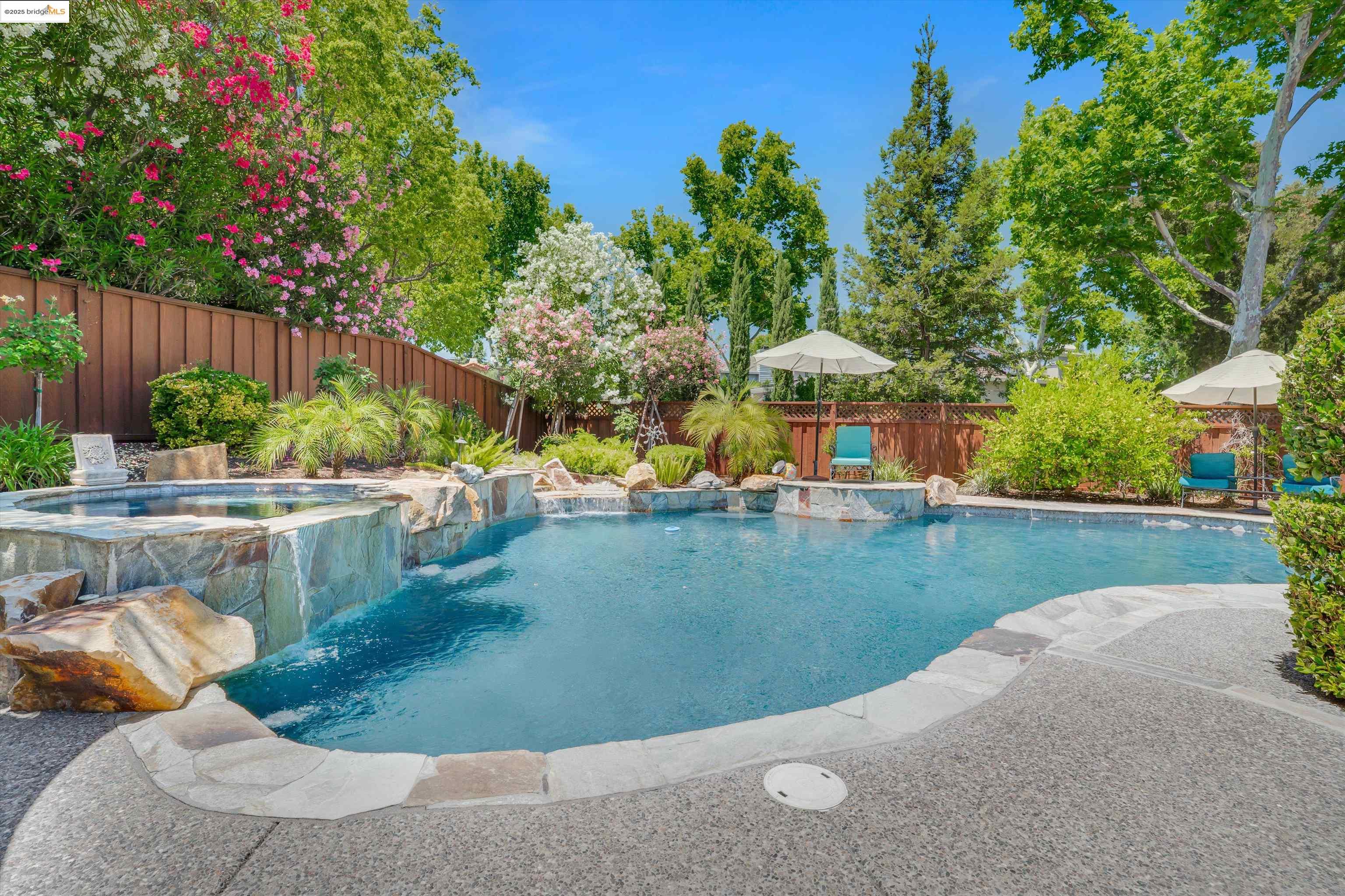 665 Garland Way