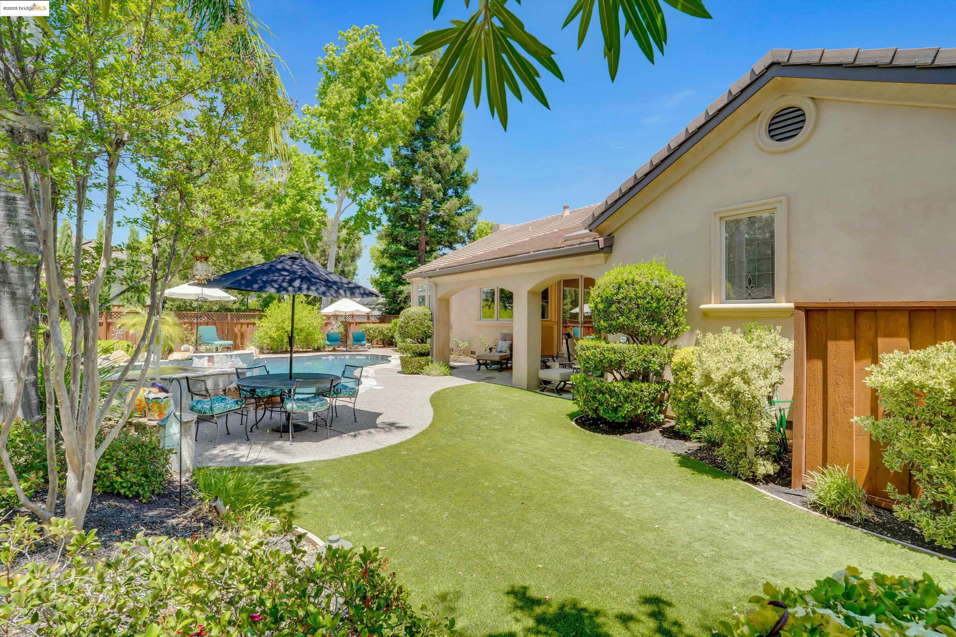 665 Garland Way