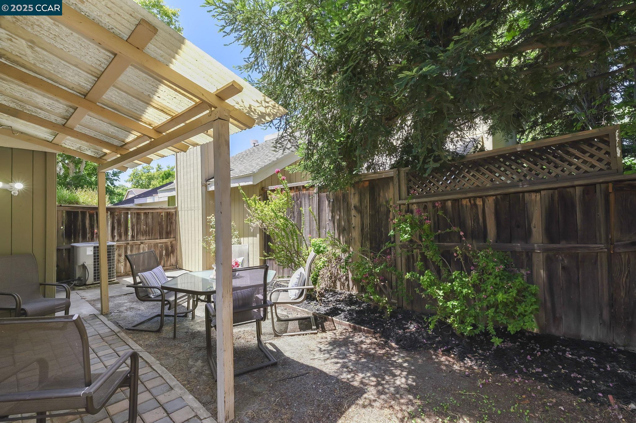 4270 Dubhe Ct