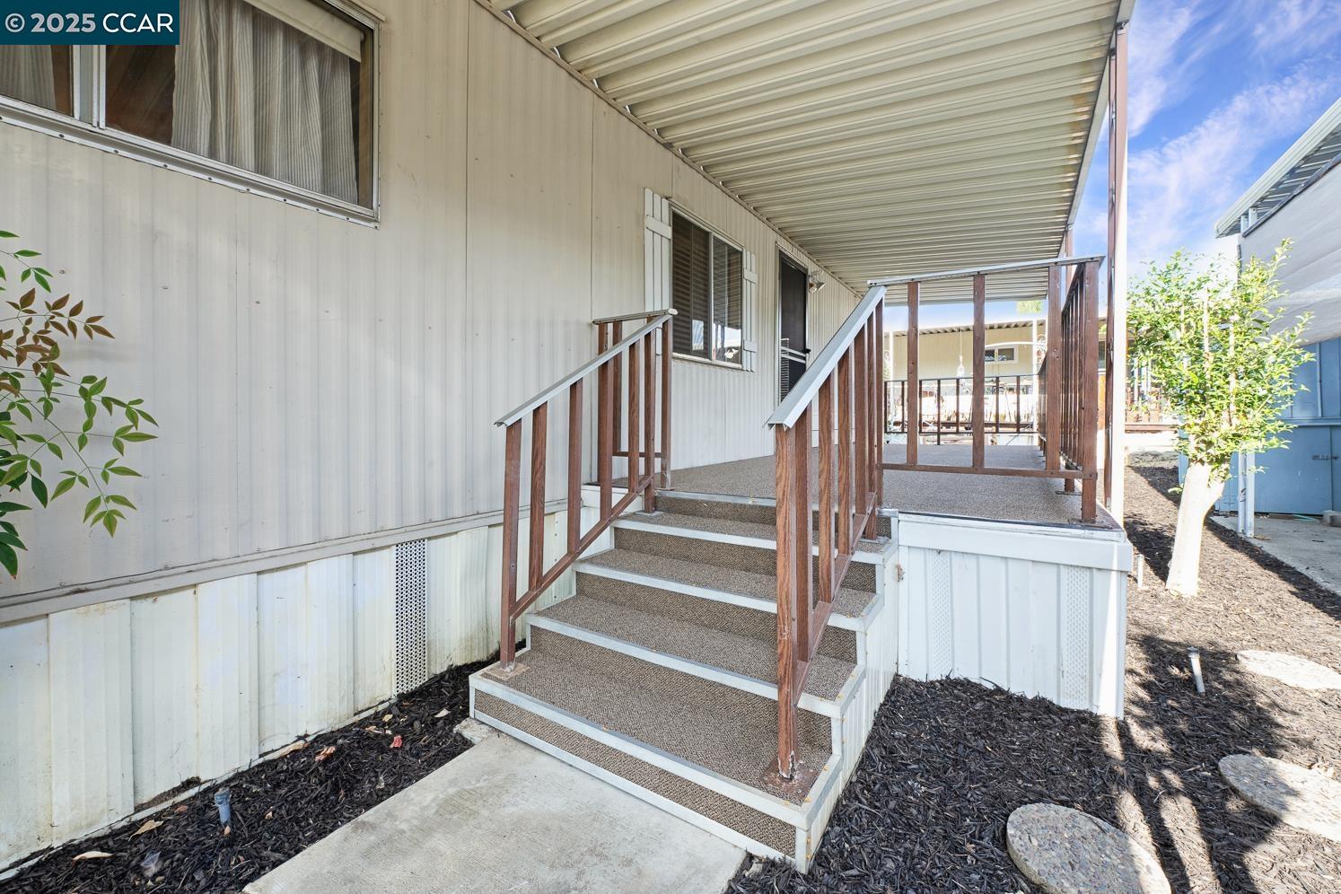2161 Dalis Drive # 107