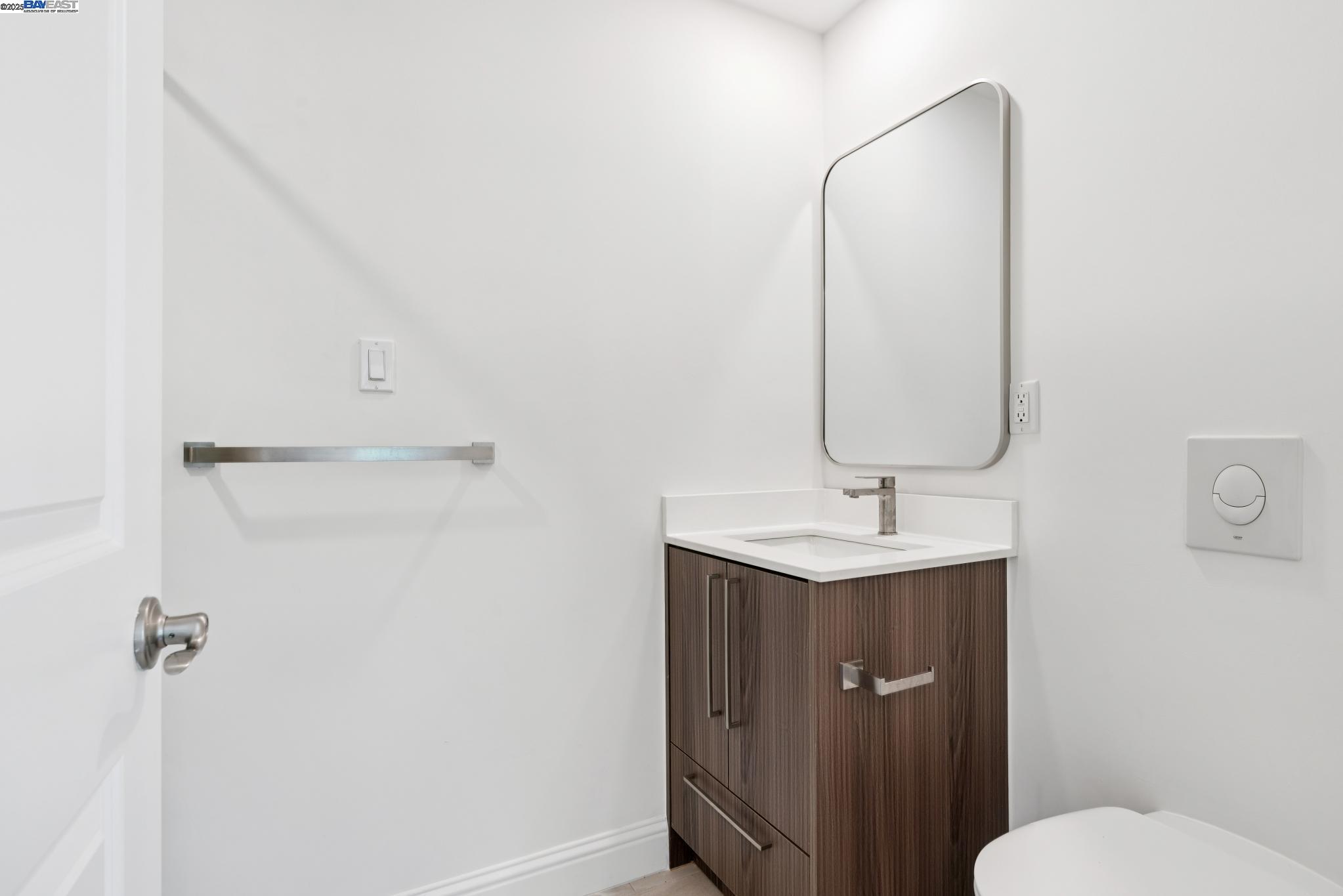 2643 Buena Vista Ave