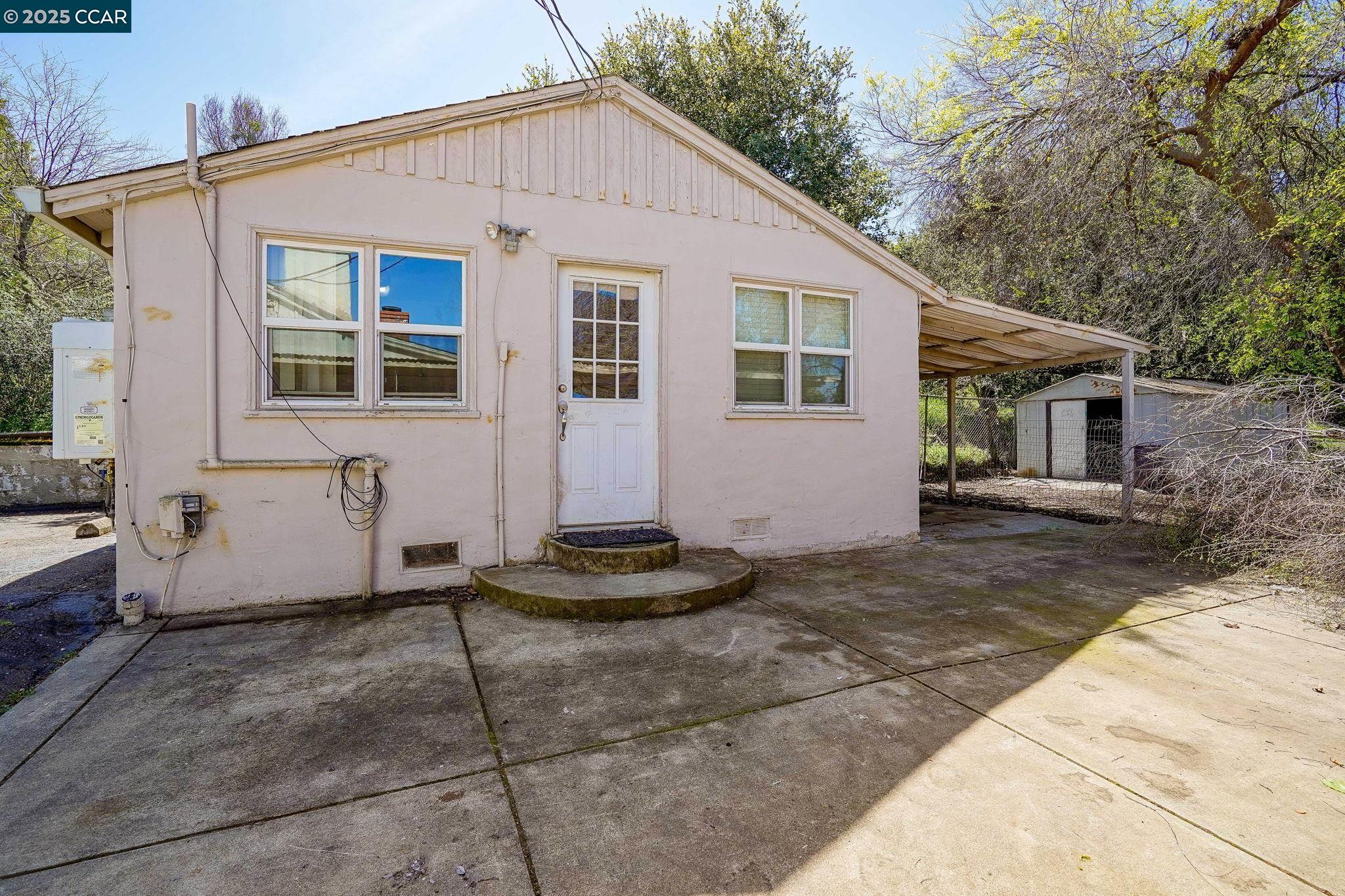 1561 Farm Bureau Rd
