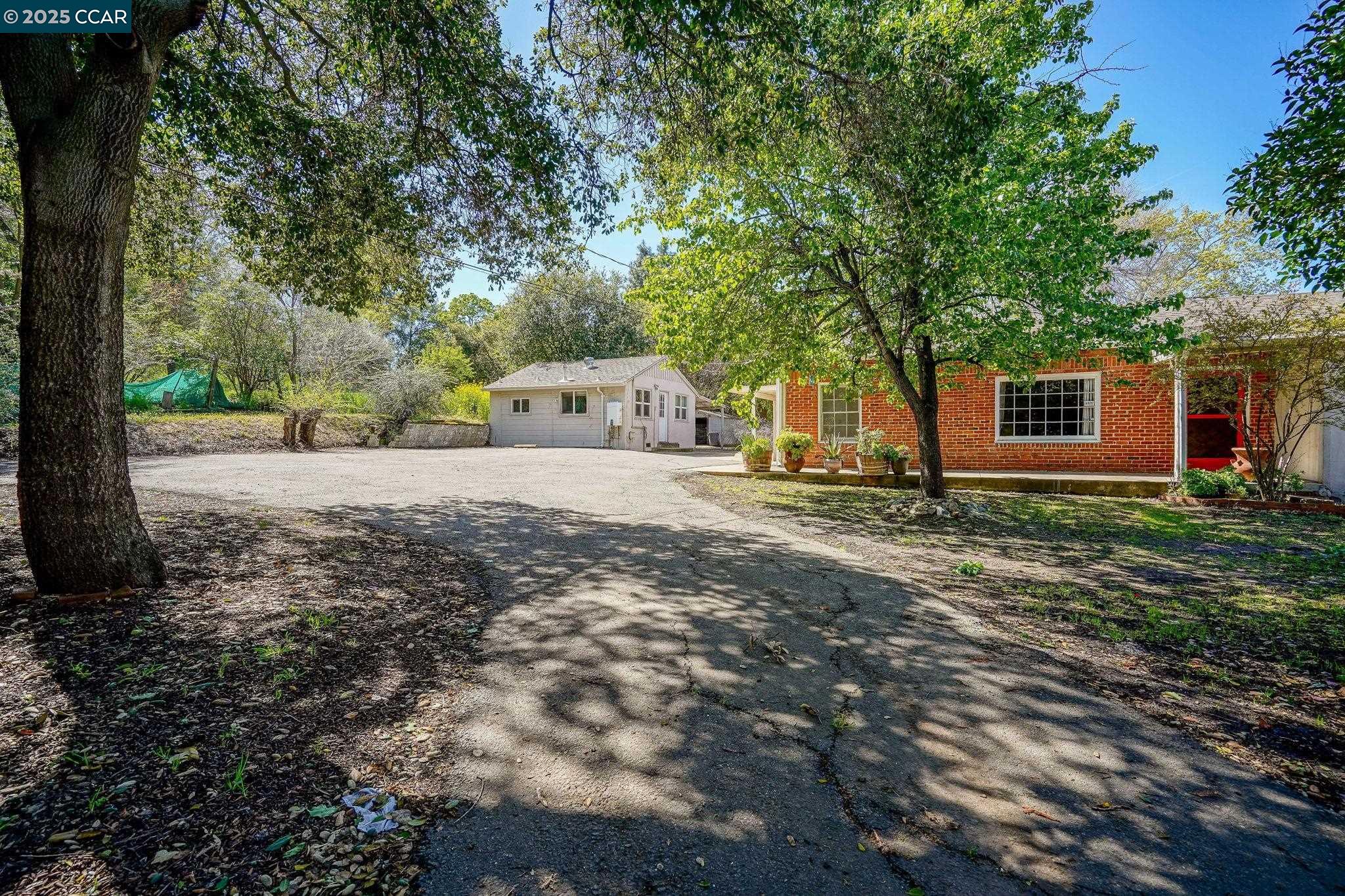 1561 Farm Bureau Rd
