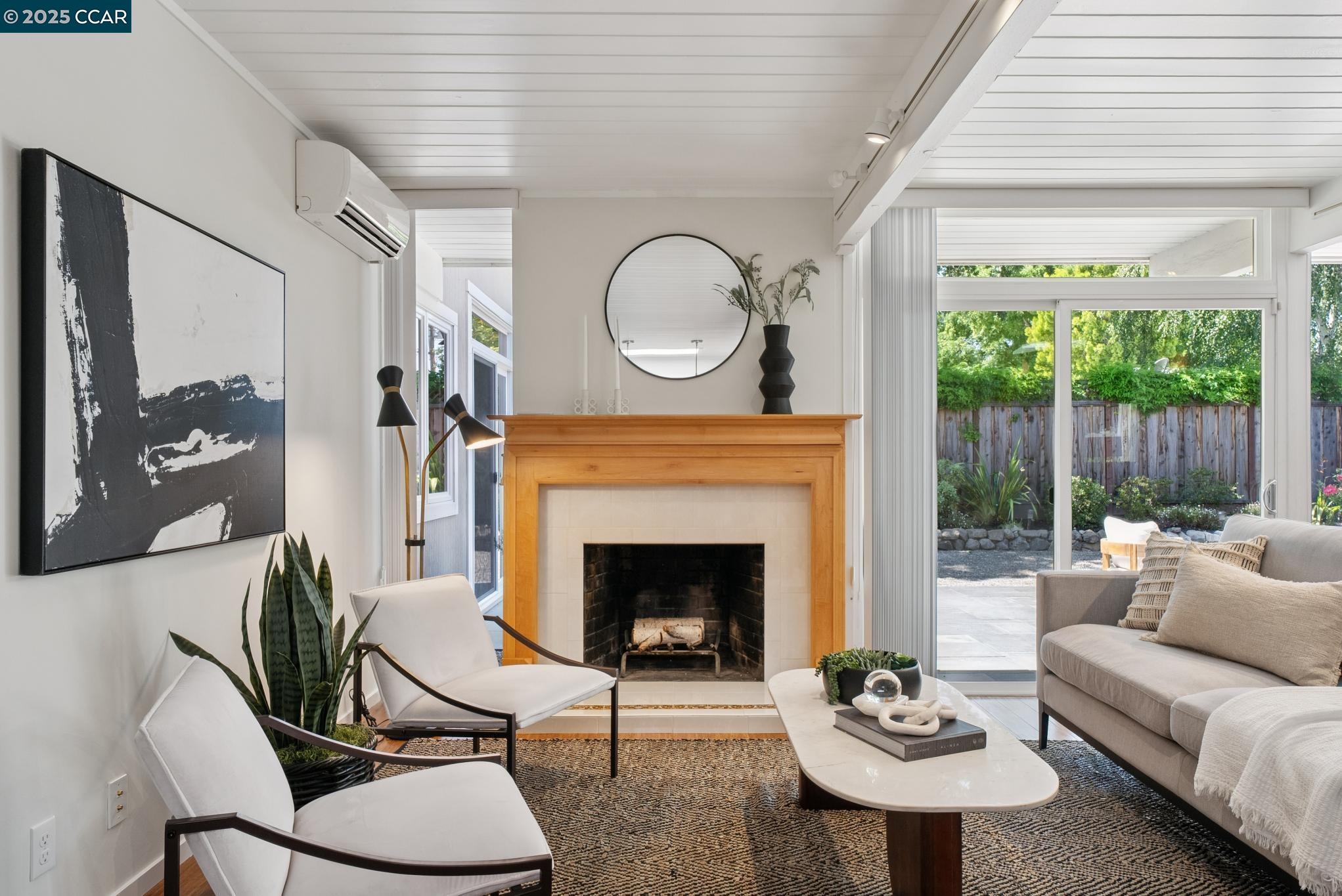 2665 San Benito Dr