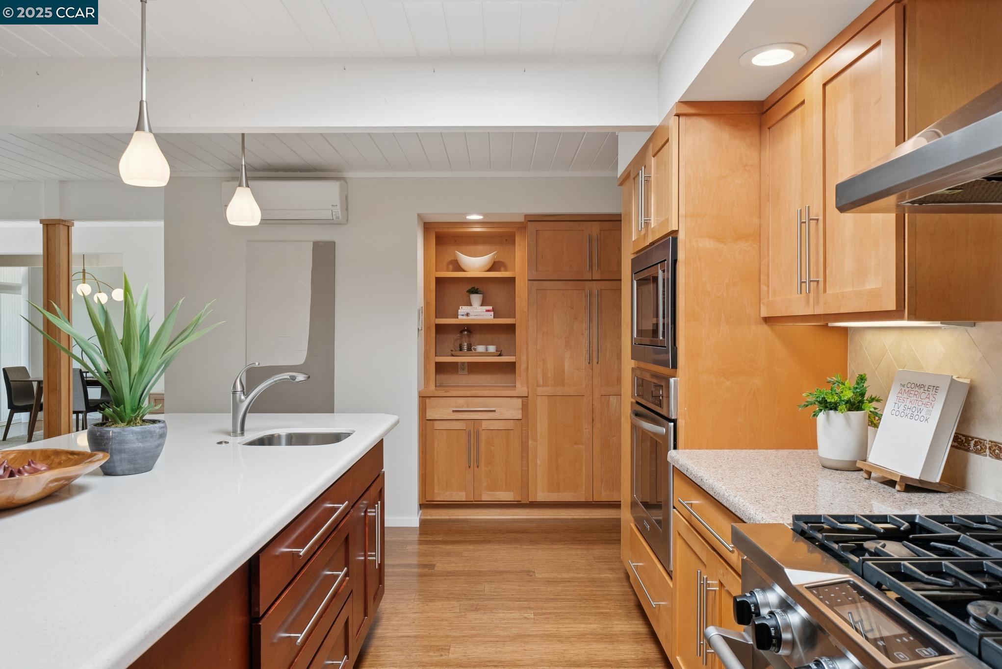 2665 San Benito Dr