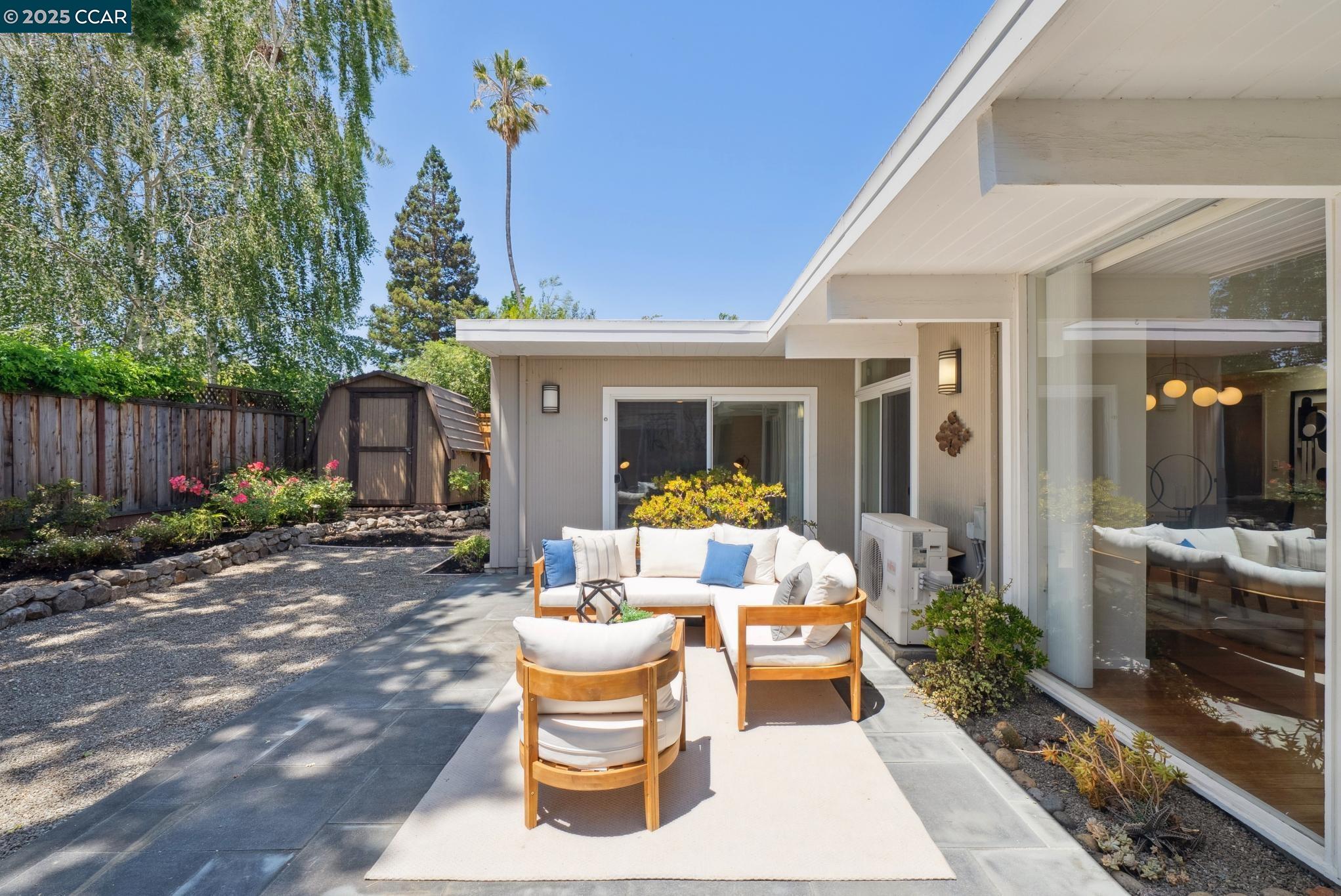 2665 San Benito Dr