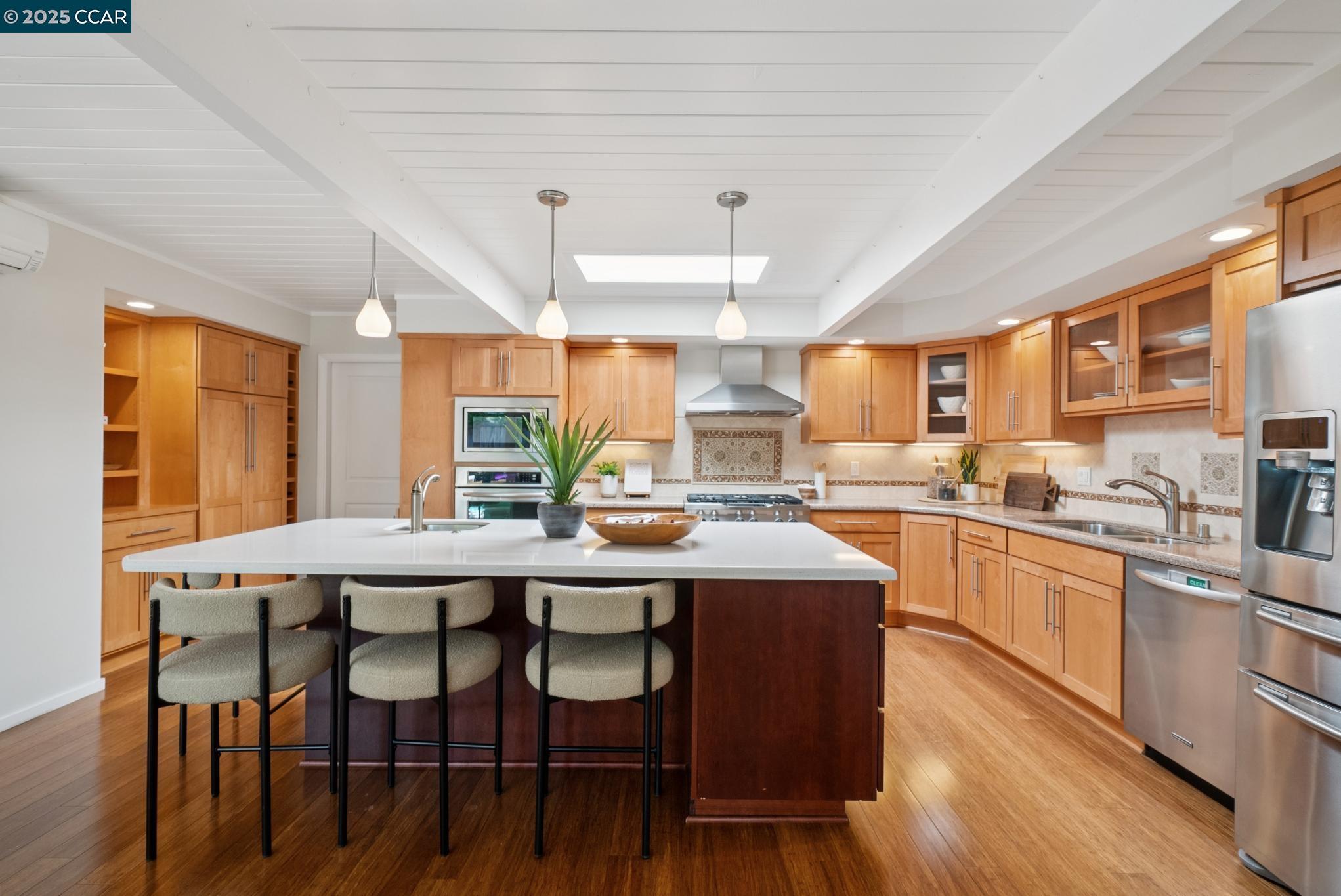2665 San Benito Dr