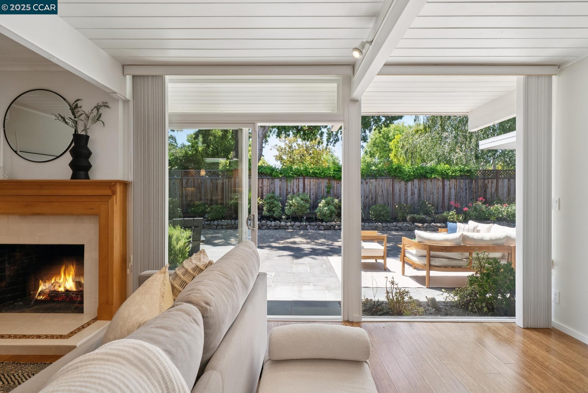 2665 San Benito Dr